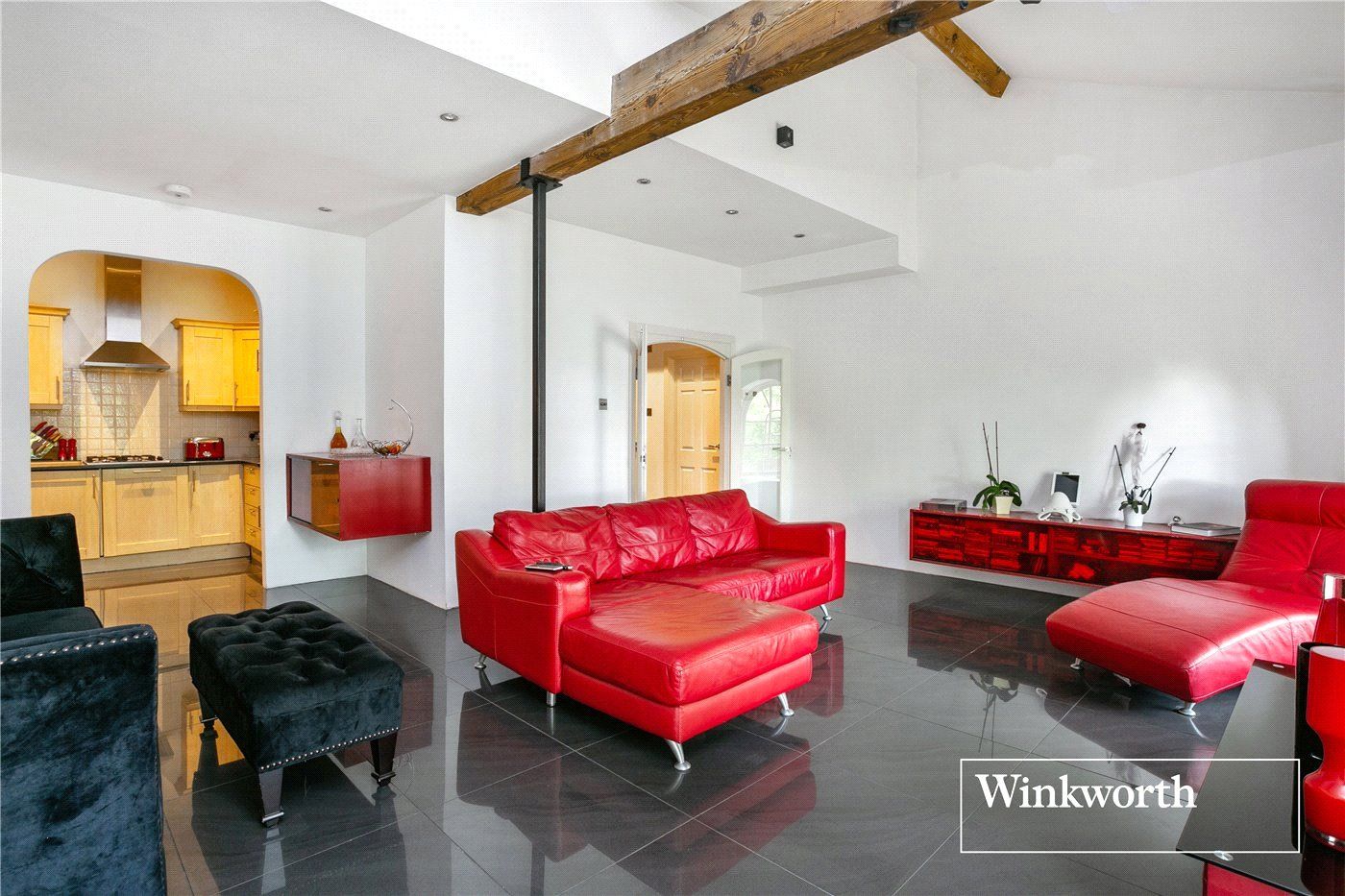 3 bed flat to rent in Princess Park Manor, Royal Drive, Friern