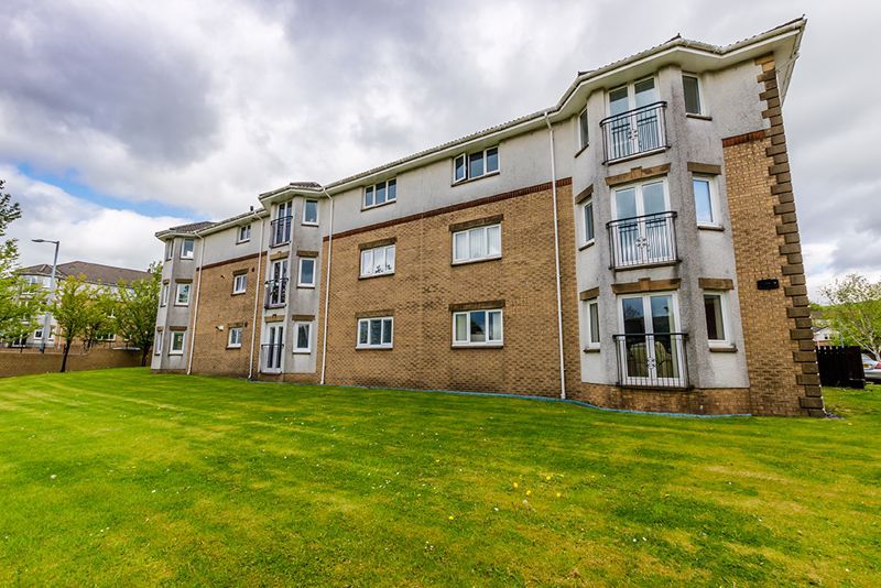 2 bed flat for sale in Oakburn Gardens, Jamestown, Alexandria G83 Zoopla