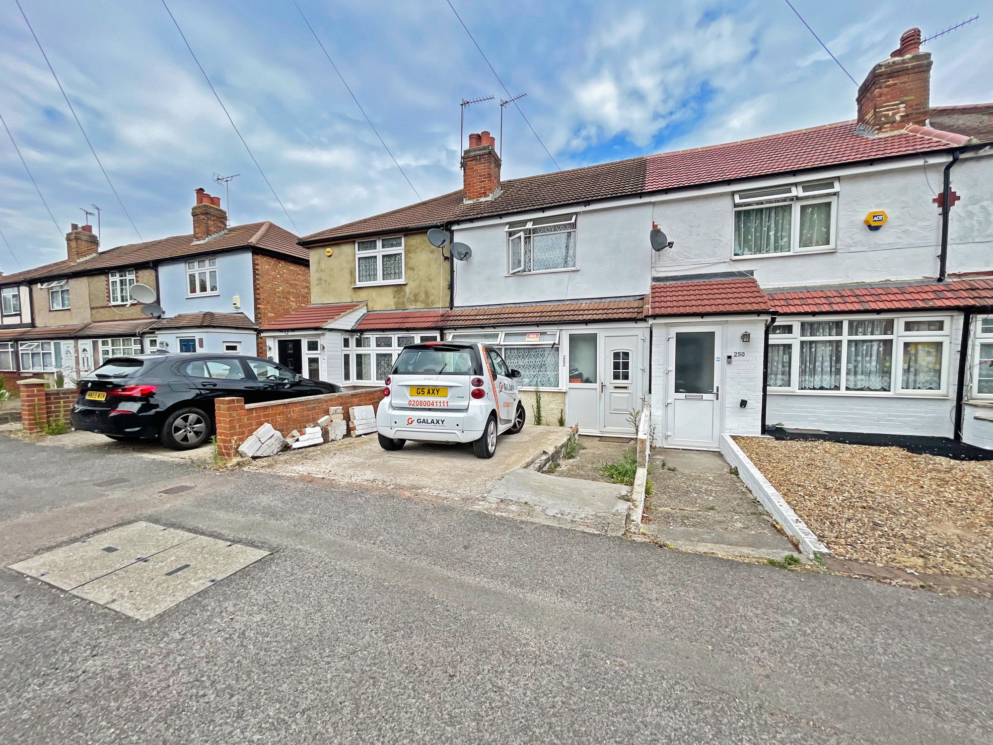 3 bed terraced house for sale in Balmoral Drive, Hayes UB4 Zoopla