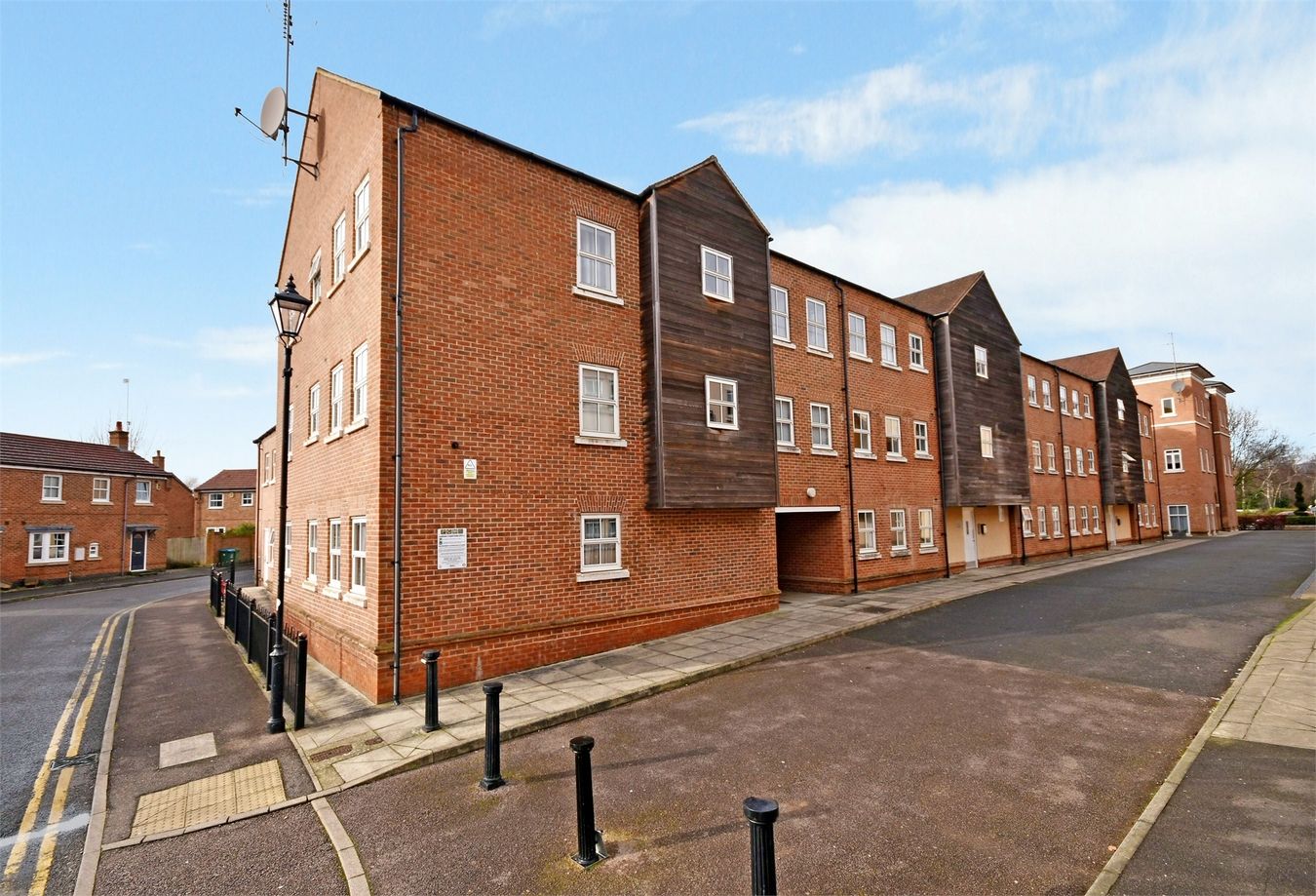 Nymet Court, Pine Street, Aylesbury, Buckinghamshire HP19  