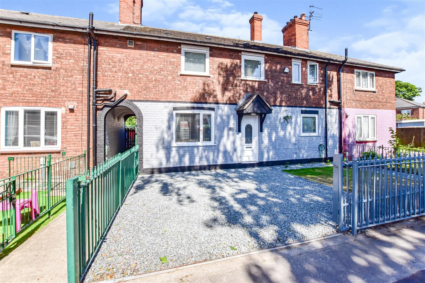3 bed terraced house for sale in East Grove, Gipsyville, Hull HU4 Zoopla