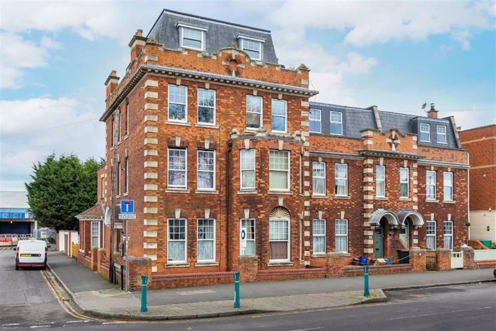 2 bed flat to rent in St. Andrews Road, Avonmouth, Bristol BS11 Zoopla