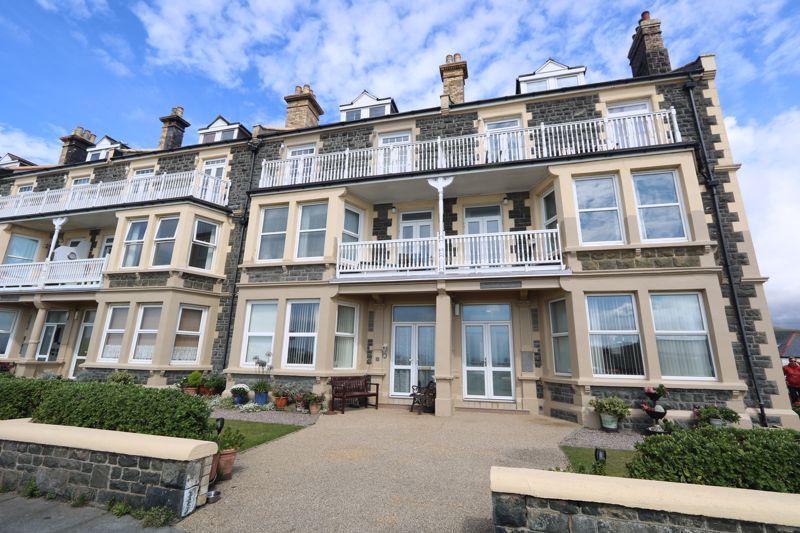 1 bed flat for sale in Marine Parade, Tywyn LL36 Zoopla