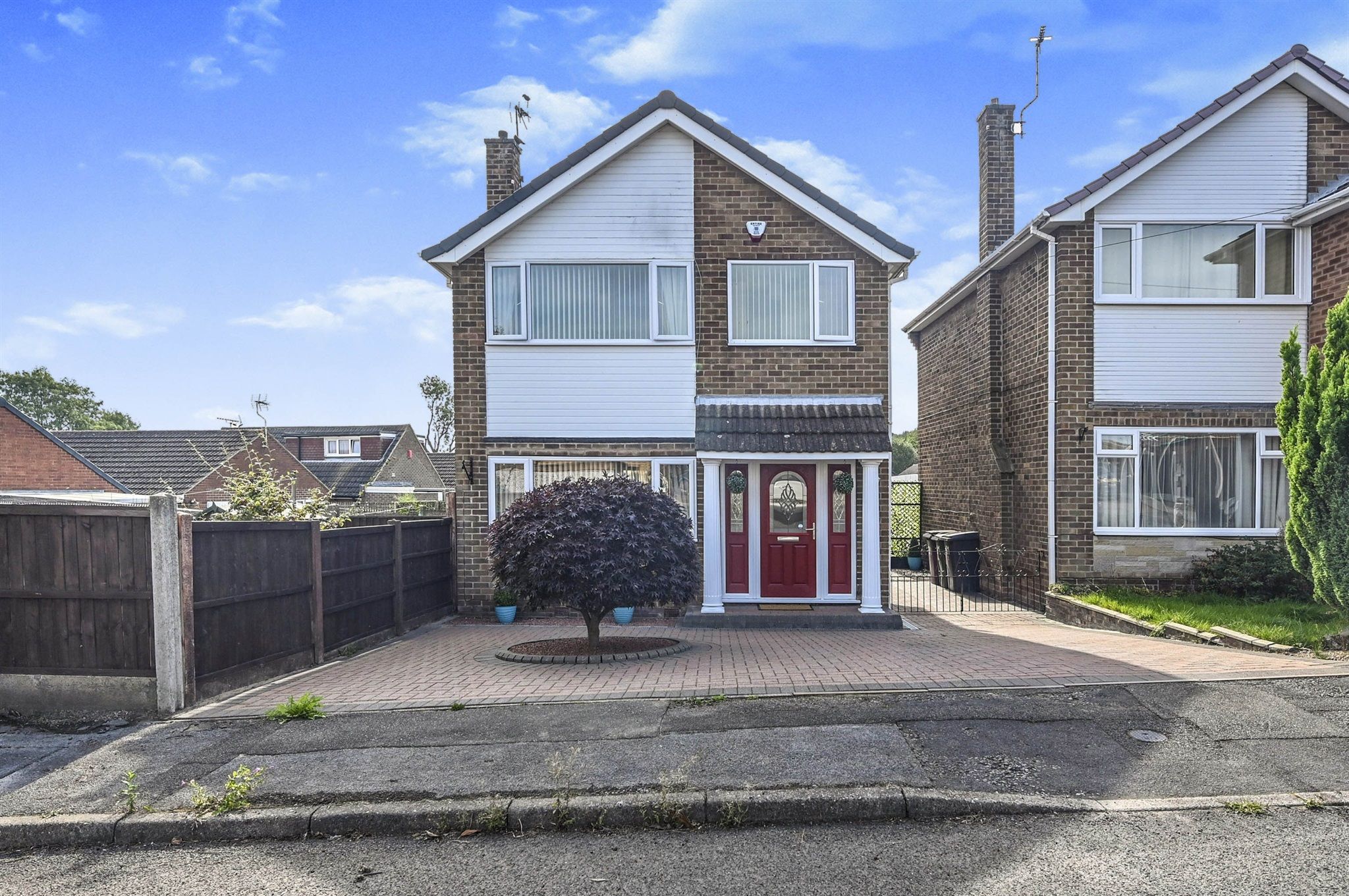 3 bed detached house for sale in Coronation Drive, South Normanton