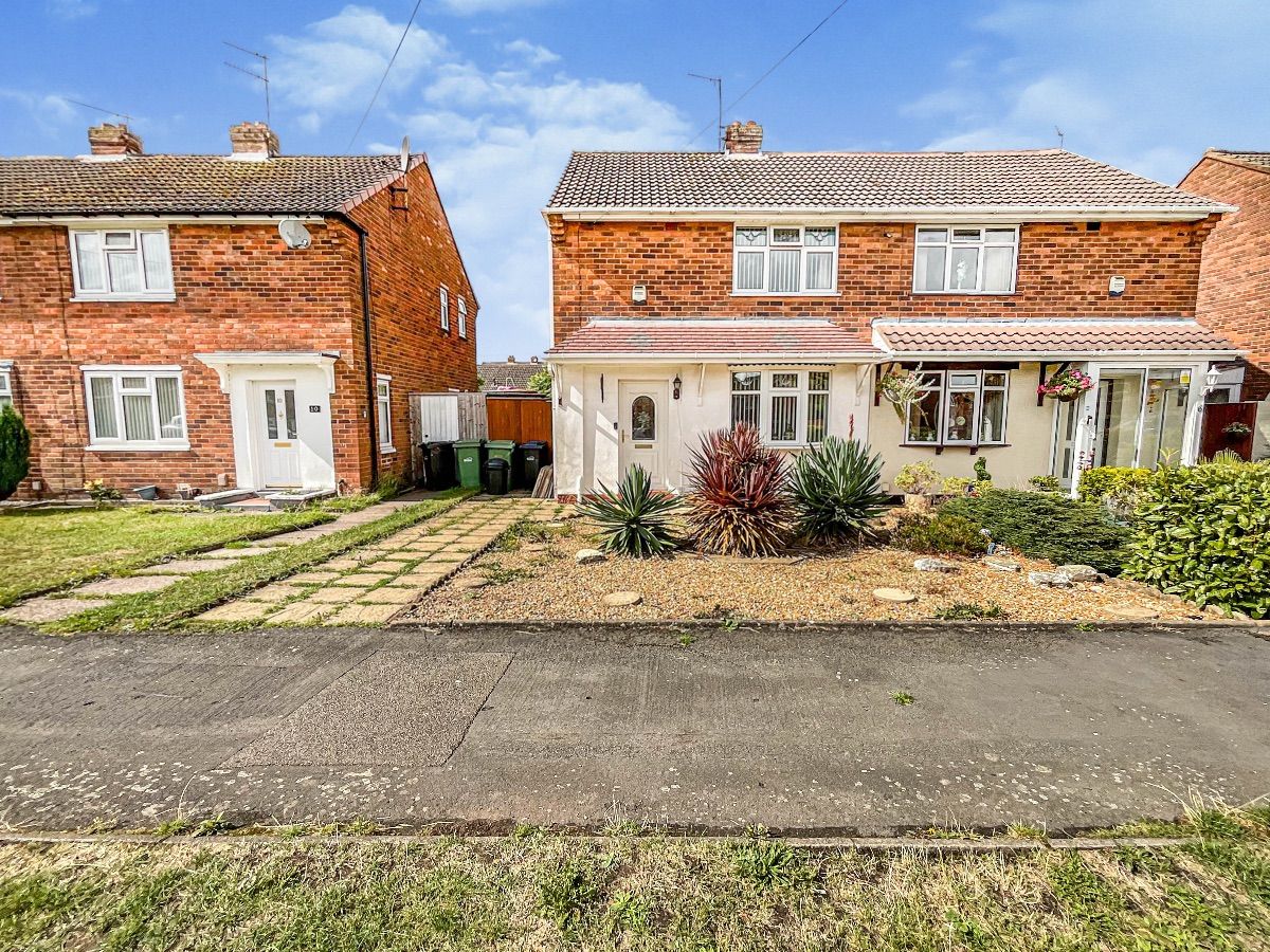 2 bed semidetached house to rent in Dingle Road, Kingswinford DY6 Zoopla