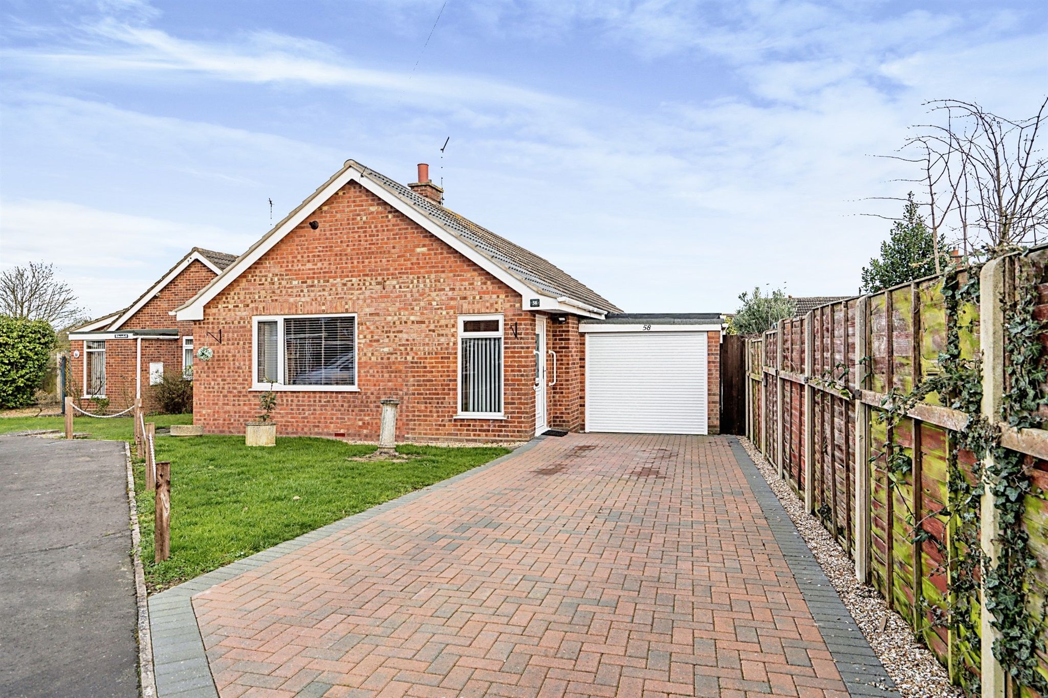 3 bed detached bungalow for sale in Clarkson Road, Lingwood, Norwich NR13 Zoopla