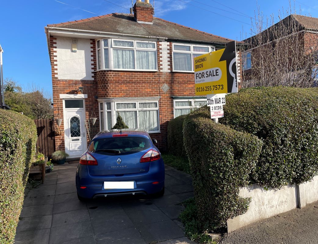 3 bed semidetached house for sale in 100 Gipsy Lane, Leicester LE4 Zoopla
