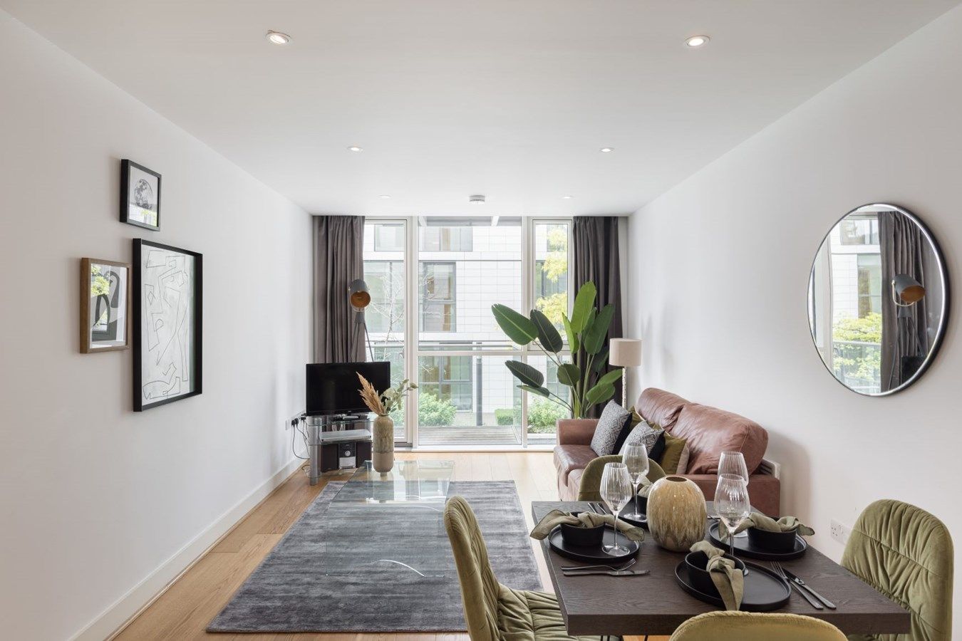 Times Square, 99 Leman Street, London E1