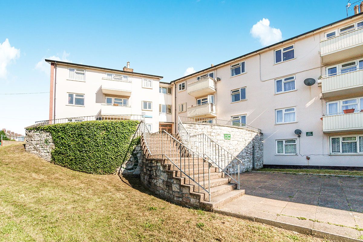 2 bed flat to rent in Alma Road, Plymouth PL3 Zoopla