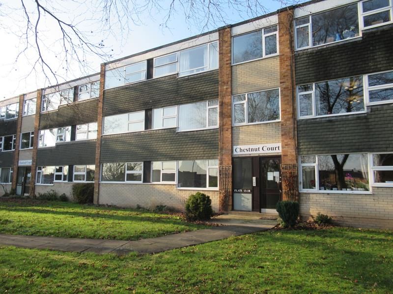 2 bed flat to rent in 13 Chestnut Court, Avenue Road, Malvern