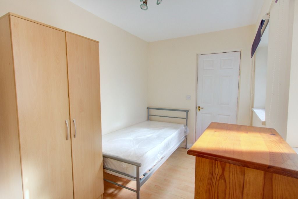 Studio to rent in Tudor Road, Leicester LE3 Zoopla