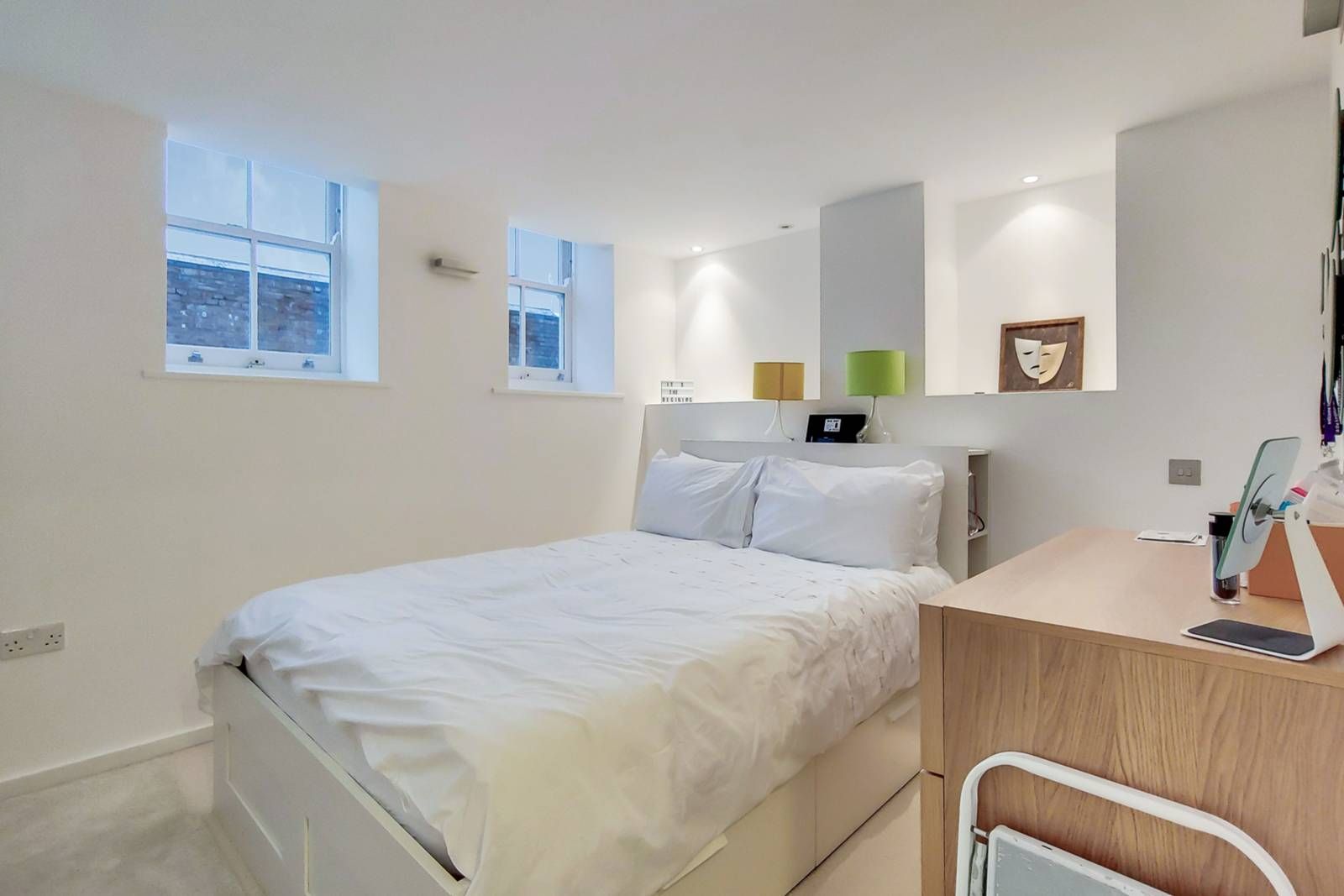 Augustas Lane, Islington, London N1