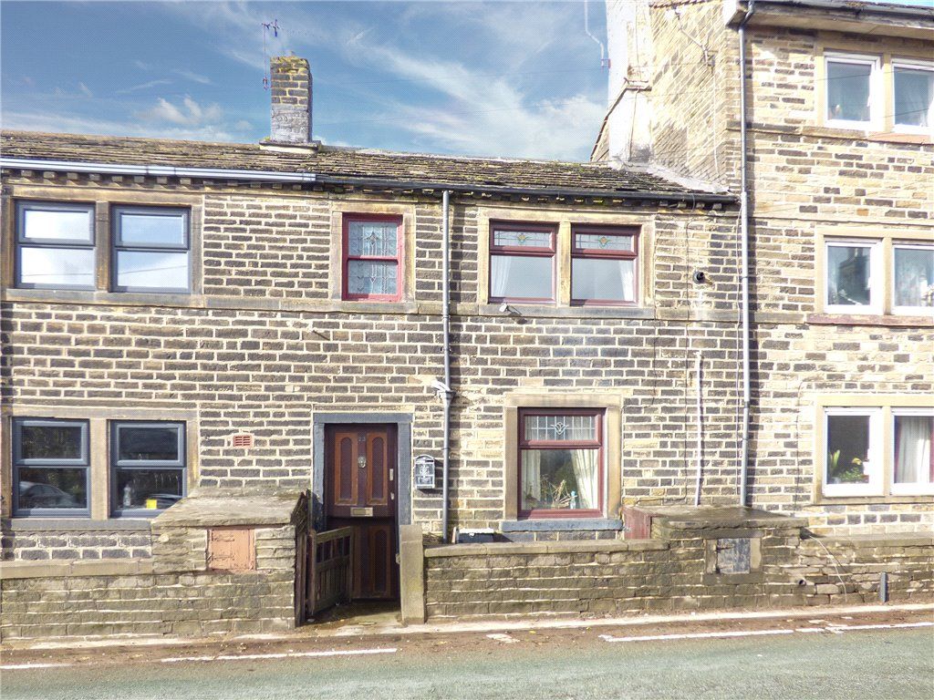 2 bed terraced house for sale in Lodge Gate, Denholme, Bradford, West