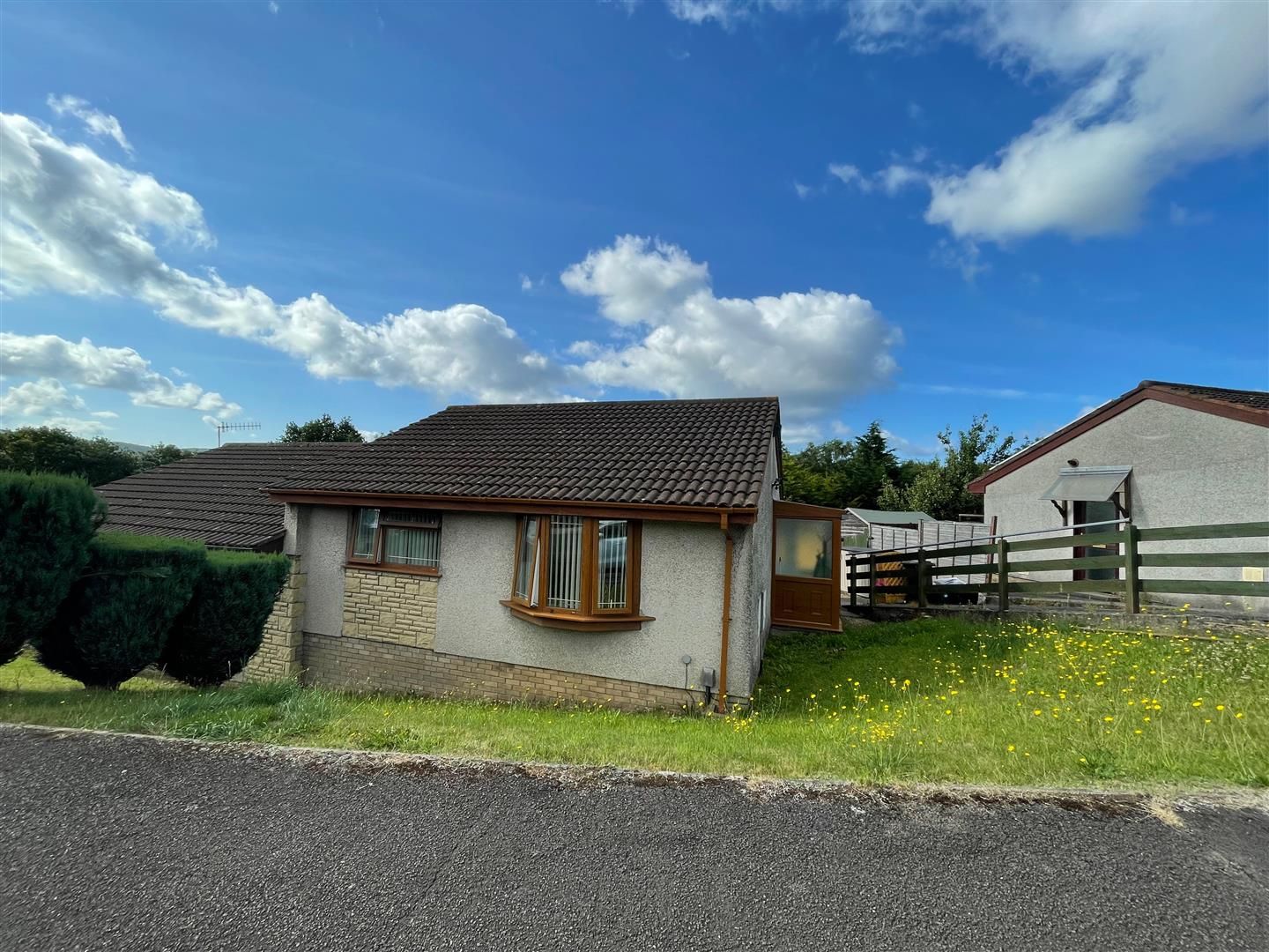 2 bed semidetached bungalow for sale in Bay View Gardens, Skewen