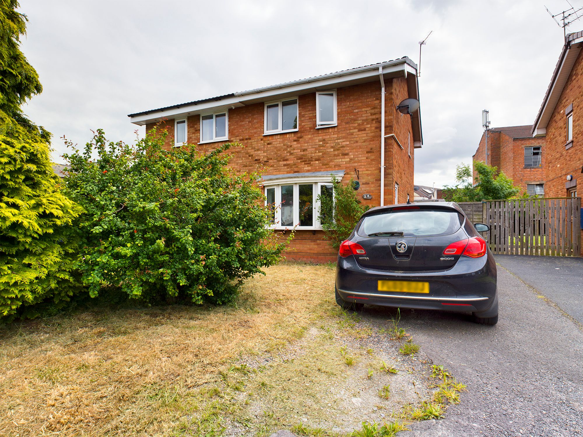 2 bed semidetached house for sale in Warmley Close, Wolverhampton WV6