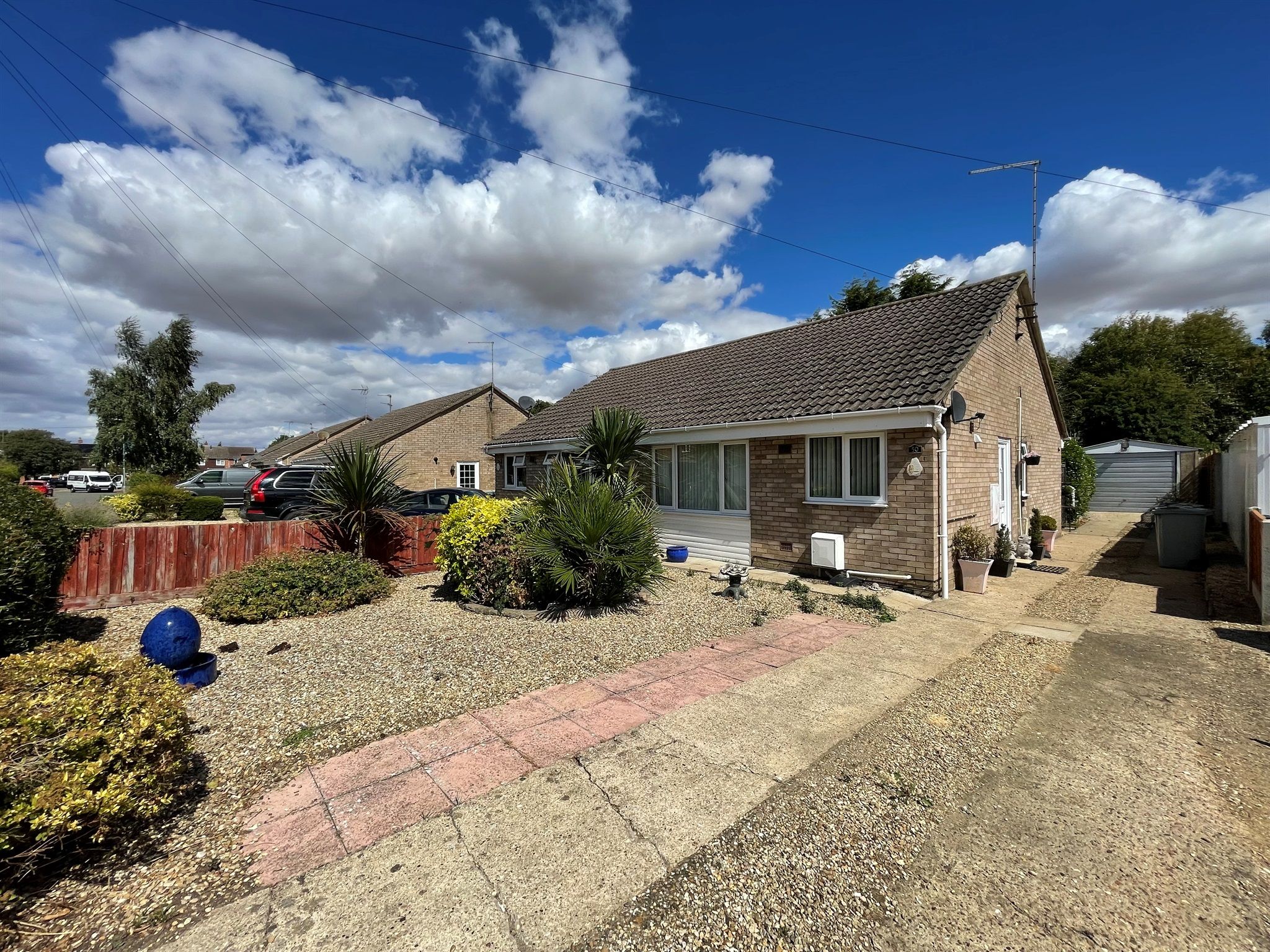 2 bed semidetached bungalow for sale in Deer Park Road, Langtoft