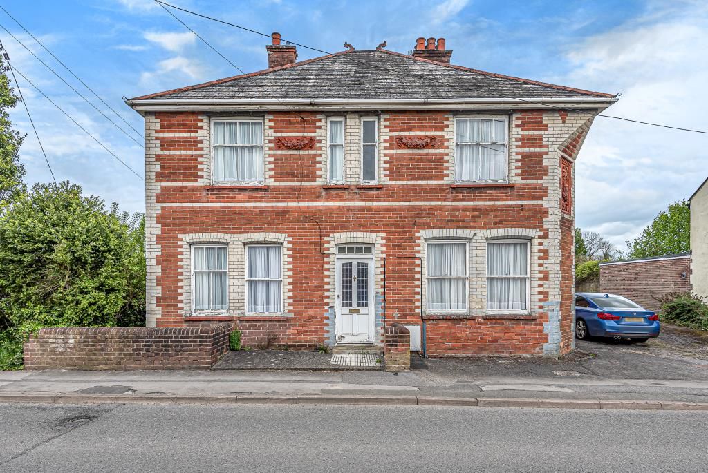 4 bed detached house for sale in Lambourn, Berkshire RG17 Zoopla