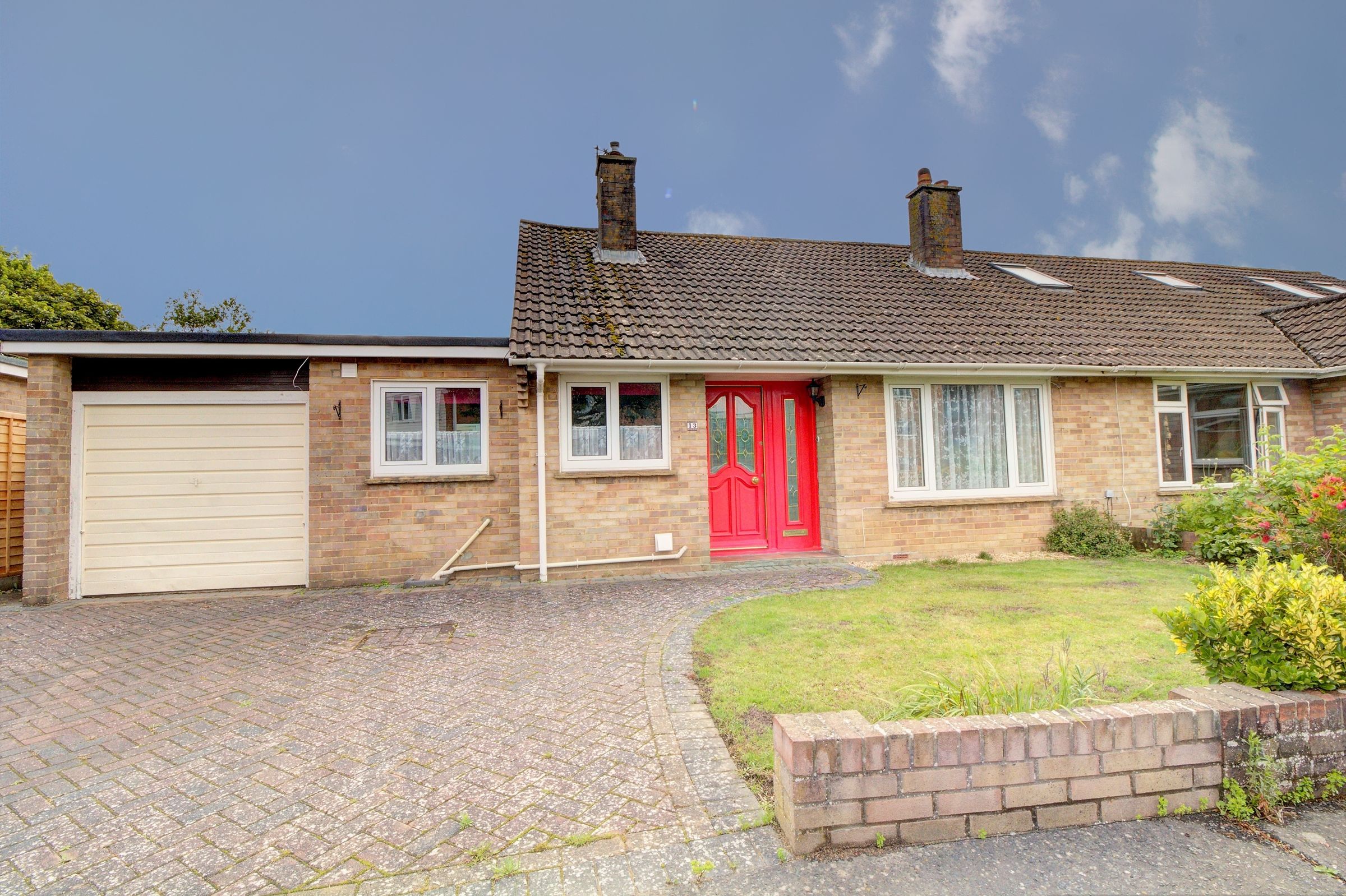 Hawthorn Close, Chichester PO19  