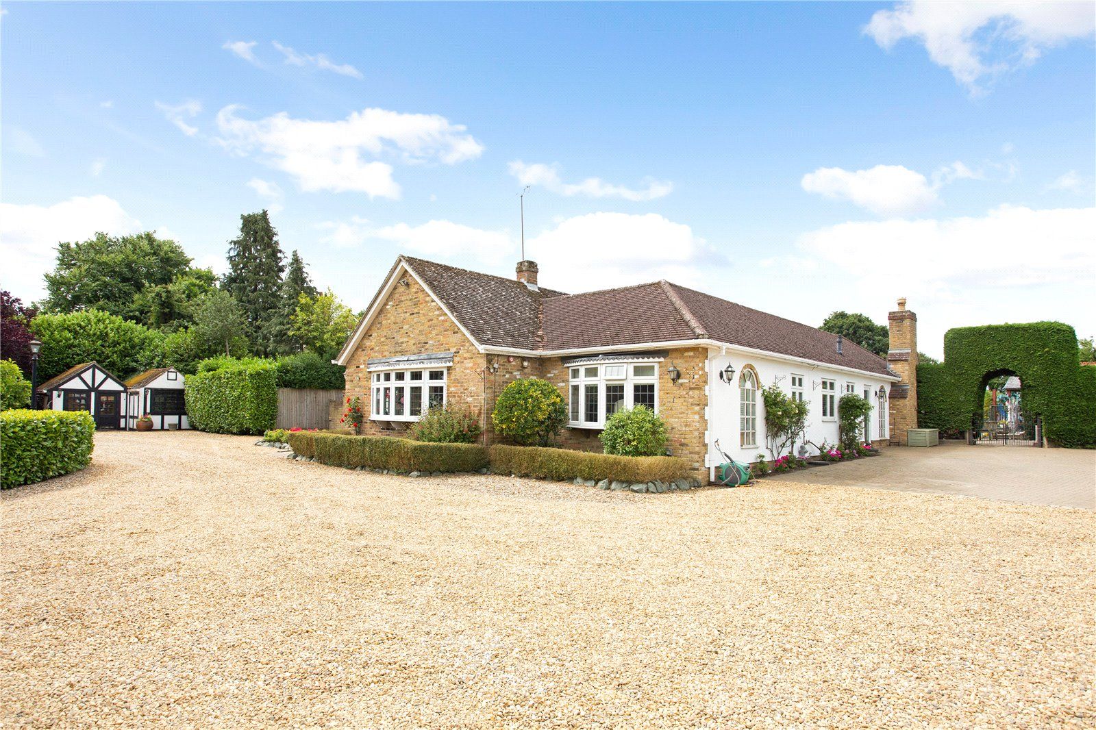 4 bed detached house for sale in Dunstable Road, Redbourn, St. Albans