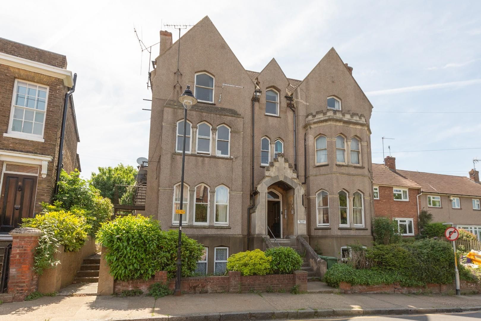 1 bed flat for sale in South Road, Faversham ME13 Zoopla