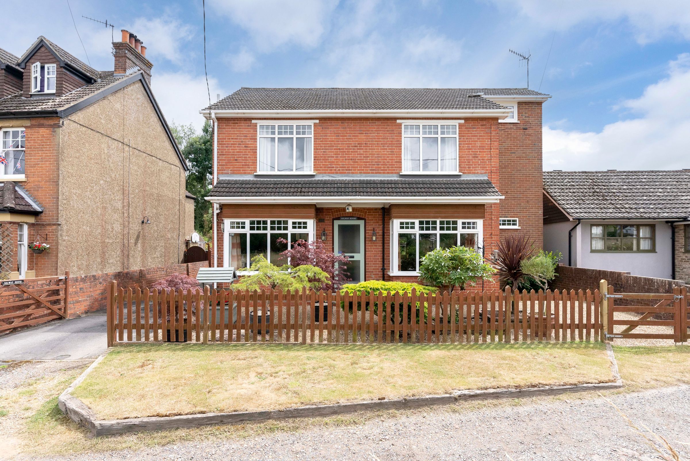 4 bed detached house for sale in Norfolk Lane, Mid Holmwood, Dorking