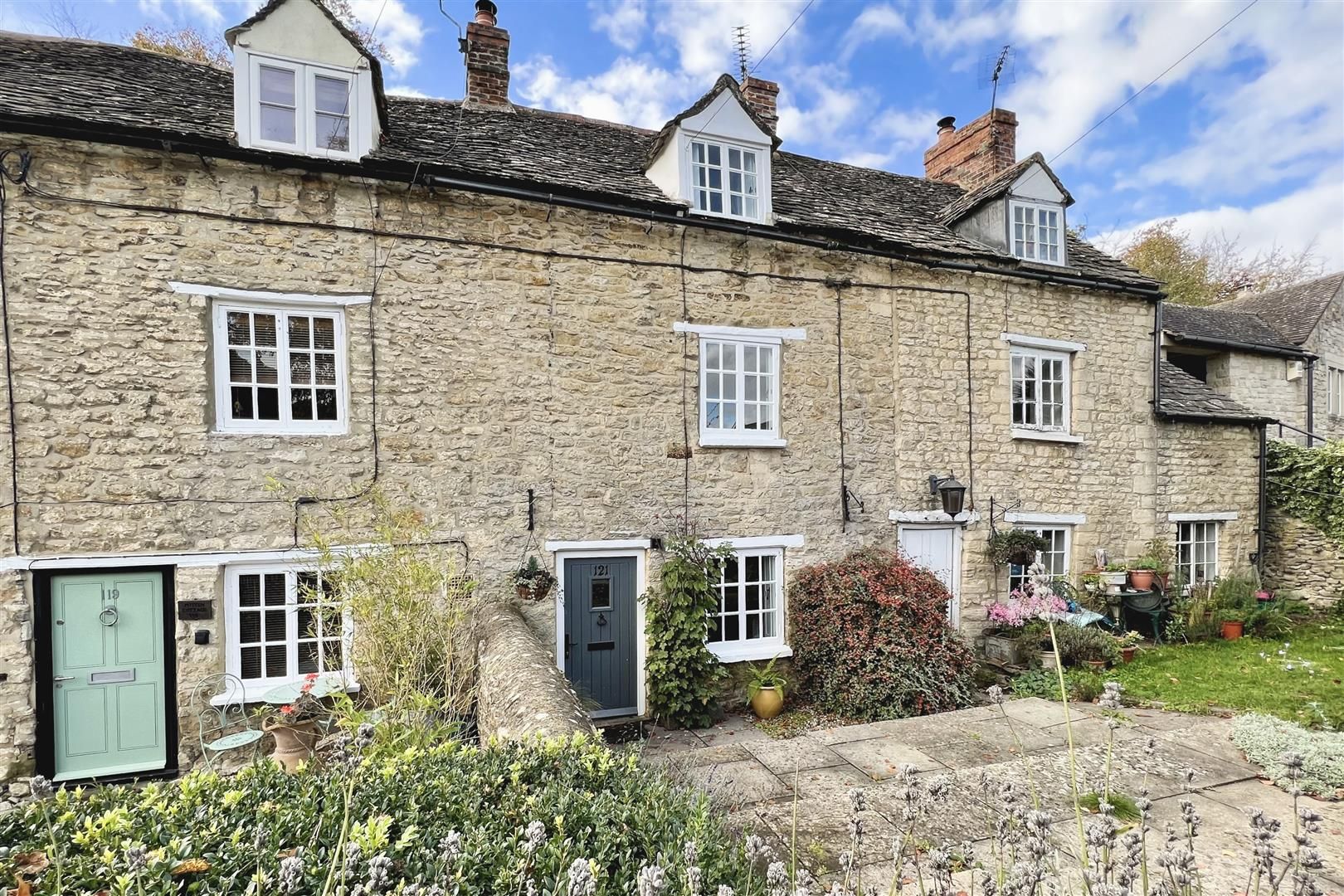 2 bed cottage for sale in Manor Road, Woodstock OX20 Zoopla