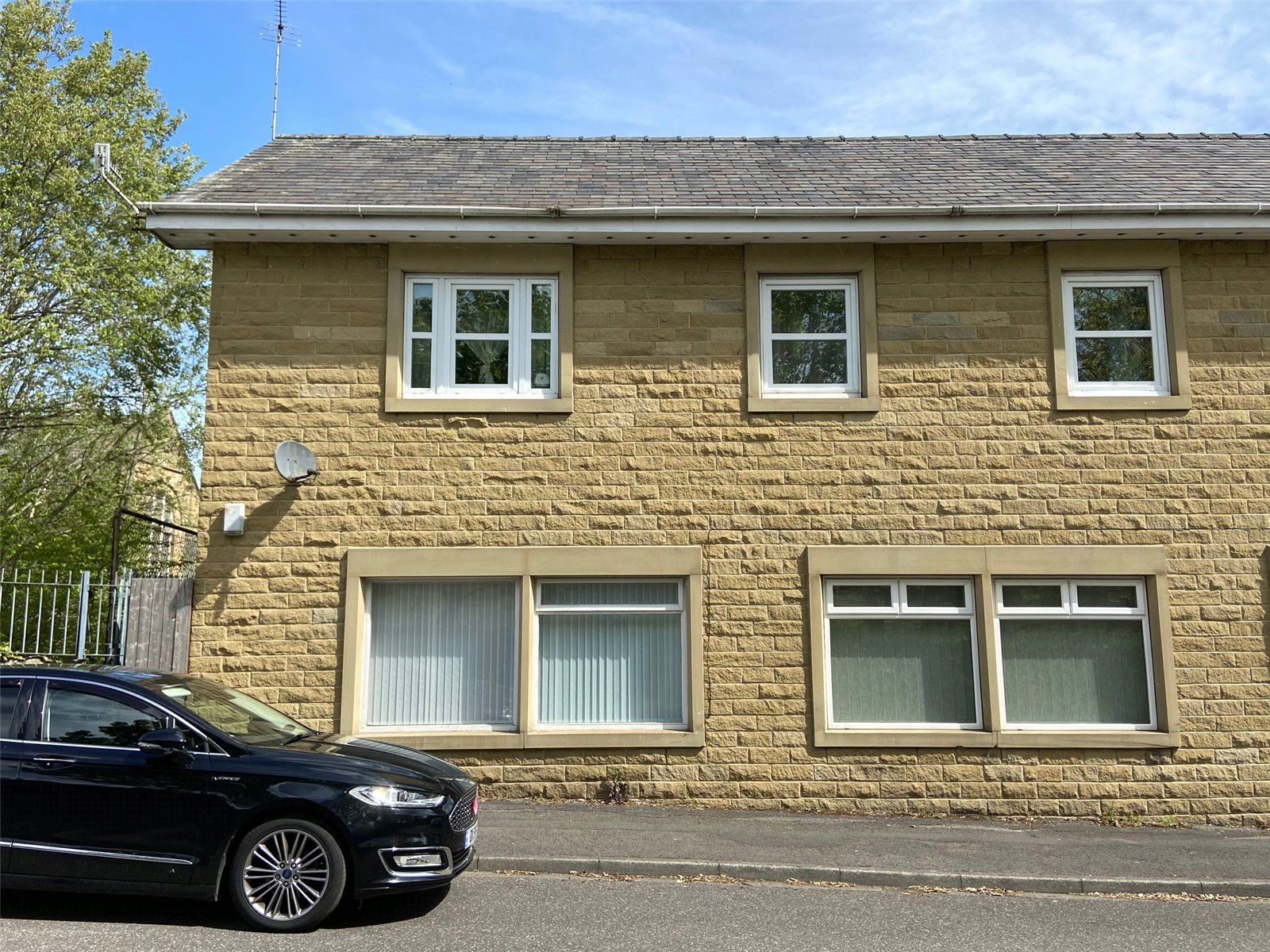 2 bed flat for sale in Cemetery Road, Batley, West Yorkshire WF17 Zoopla