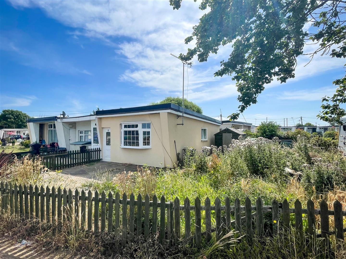 1 bed property for sale in Links Road, Seawick, St. Osyth CO16 Zoopla