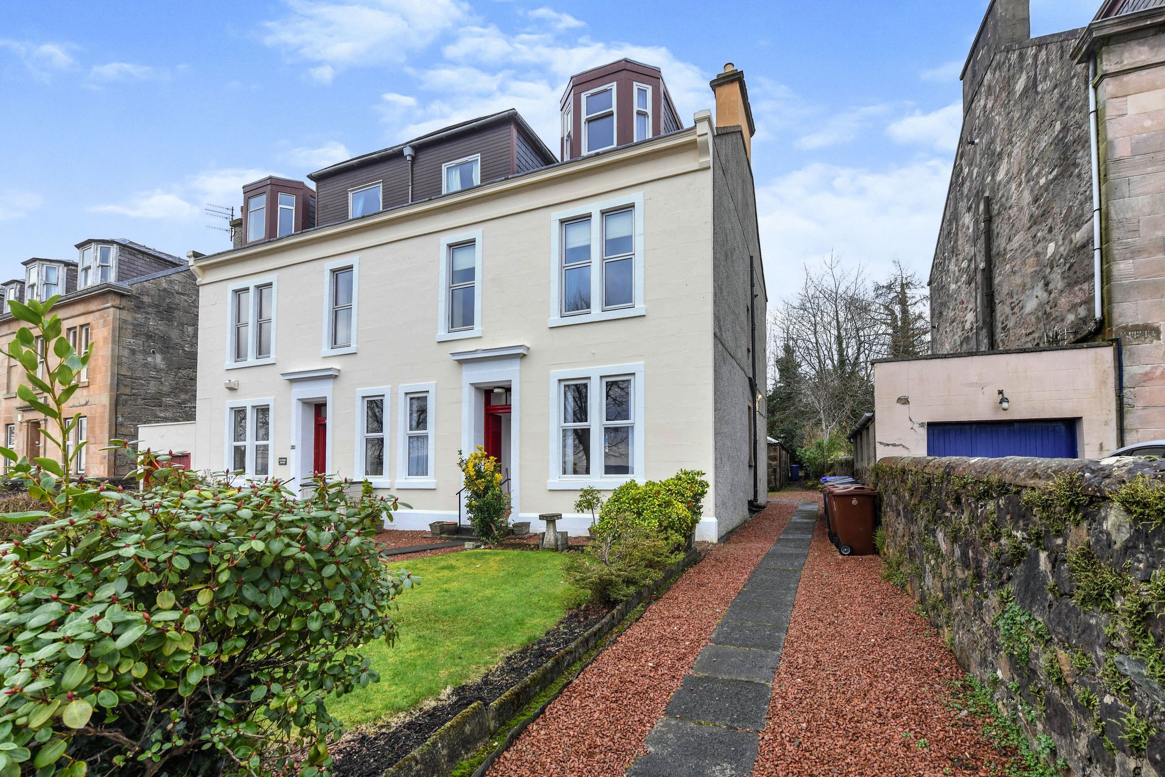 2 bed flat for sale in Cove Road, Gourock PA19 Zoopla