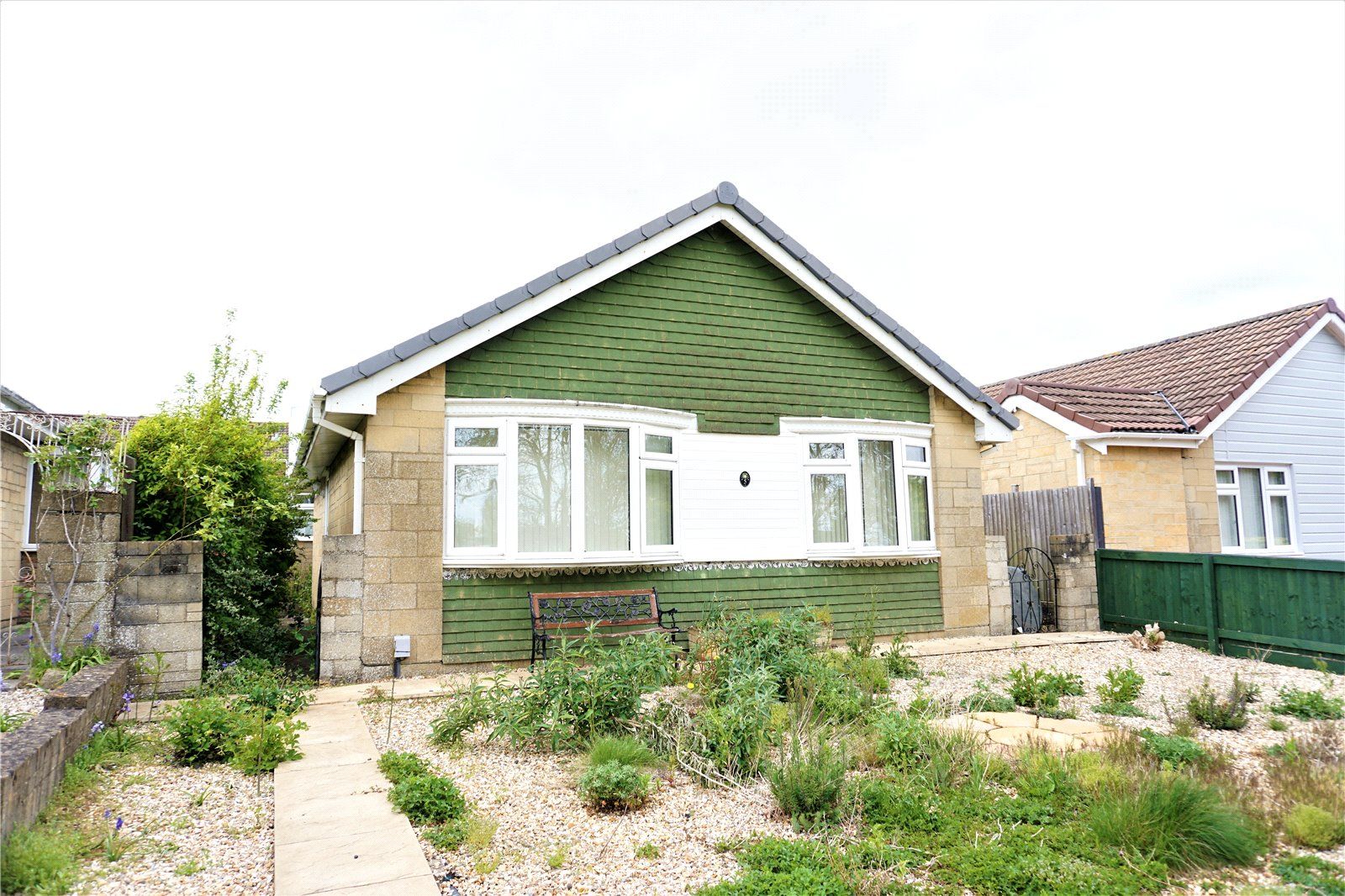 2 bed bungalow for sale in Lyddon Way, Greenmeadow, Swindon SN25 Zoopla