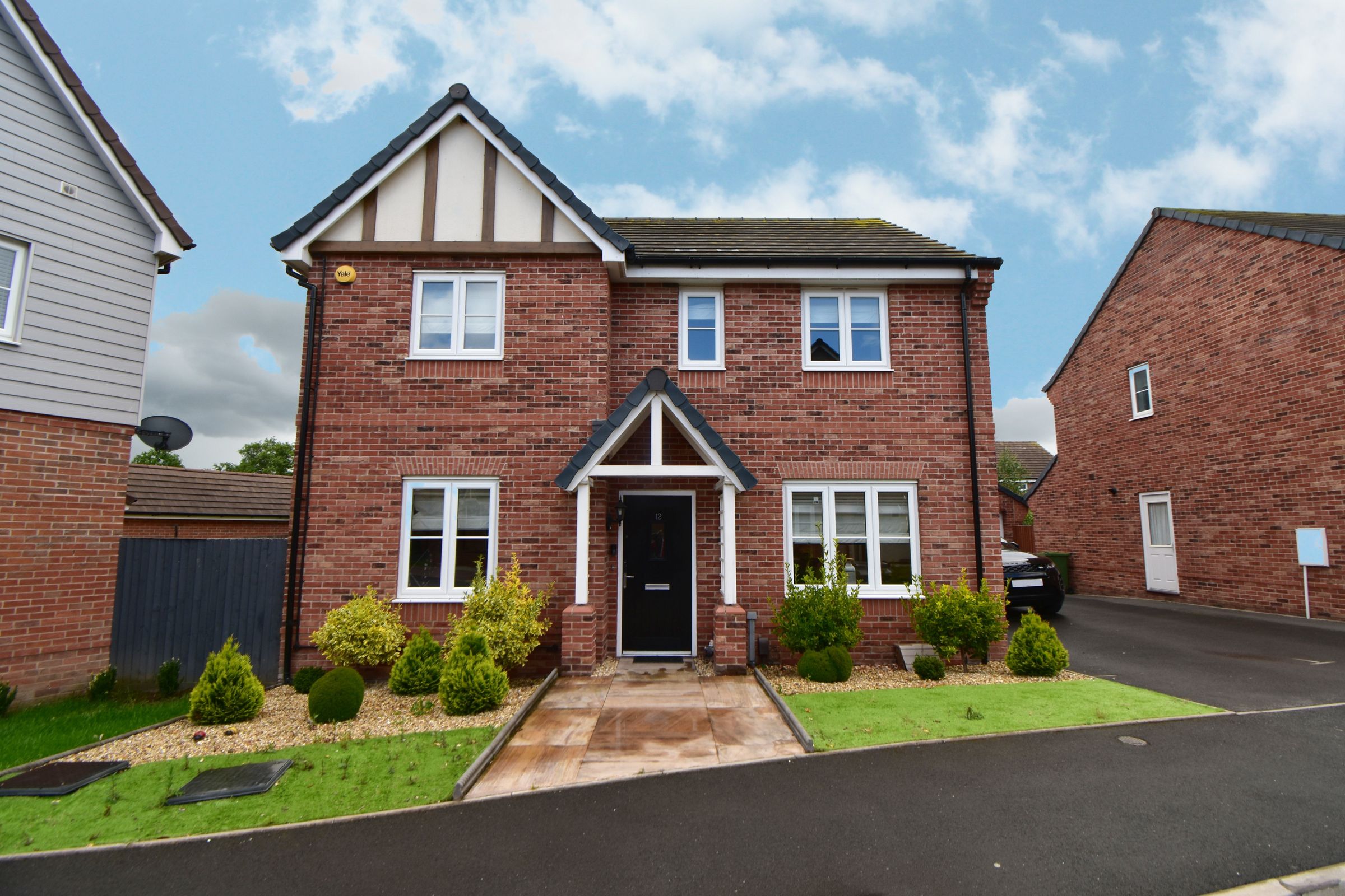 4 bed detached house for sale in Noble Way, Cheswick Green, Solihull
