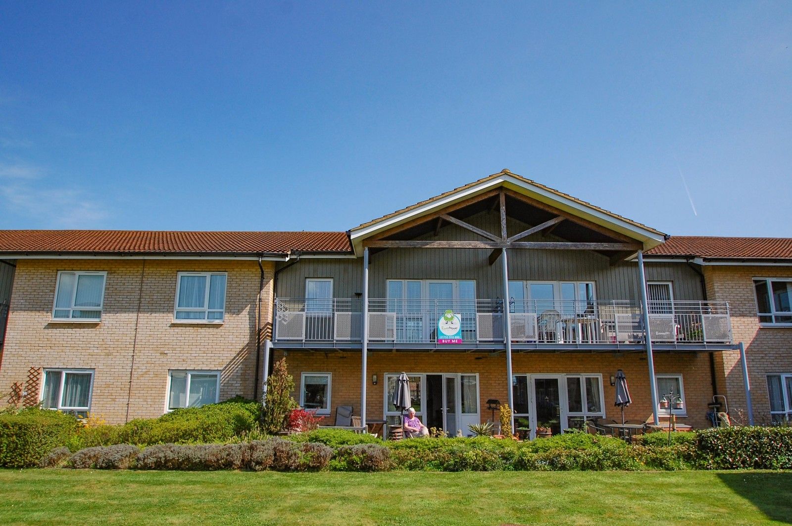 2 bed flat to rent in Redgrave Court, Denham Garden Village, Denham