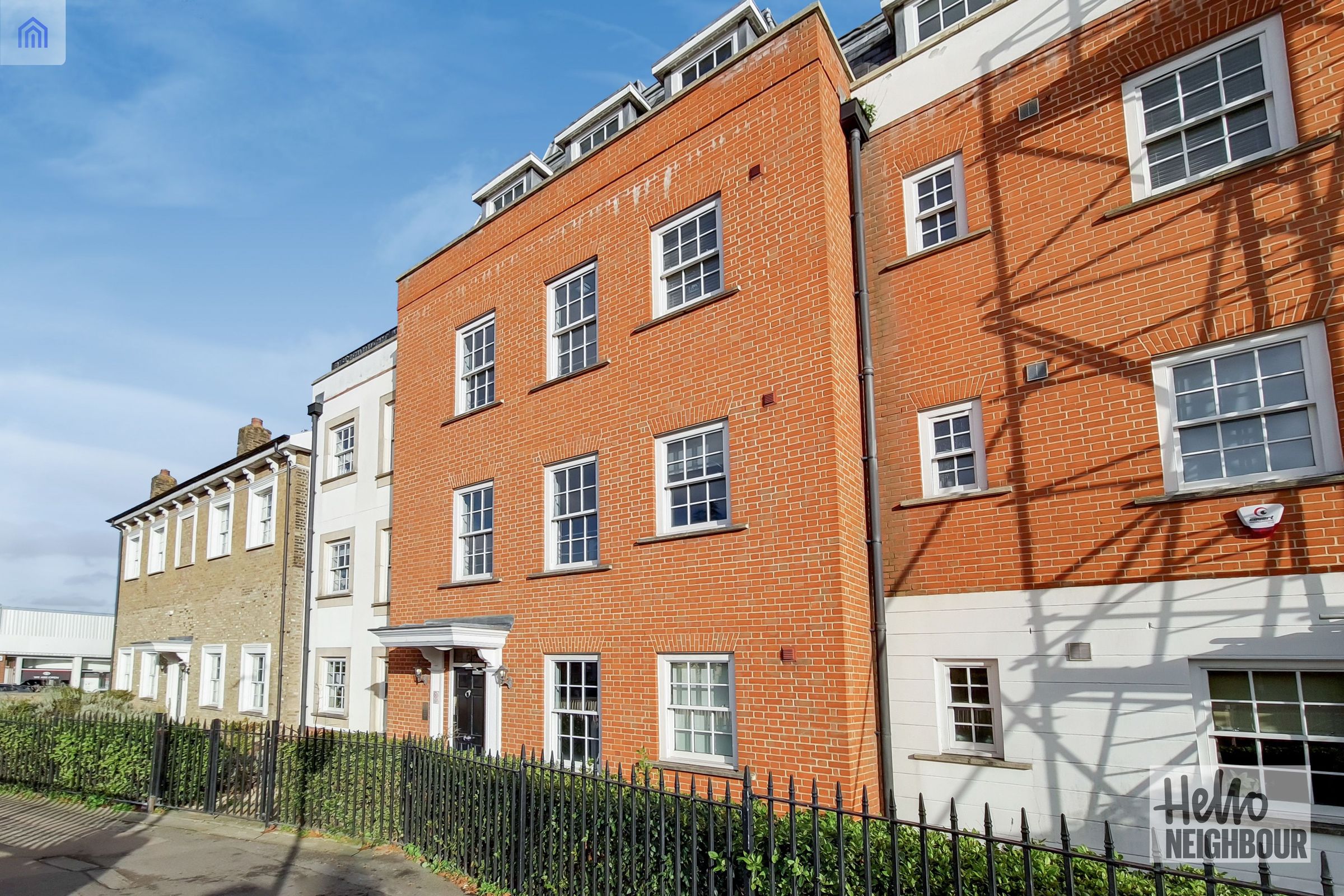 2 bed flat to rent in High Road, Woodford Green IG8 Zoopla