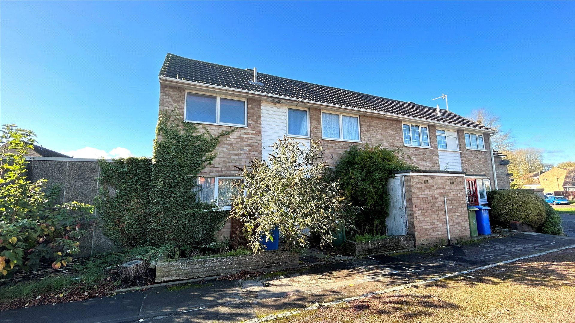 4 bed end terrace house for sale in Rosedale Gardens, Bracknell