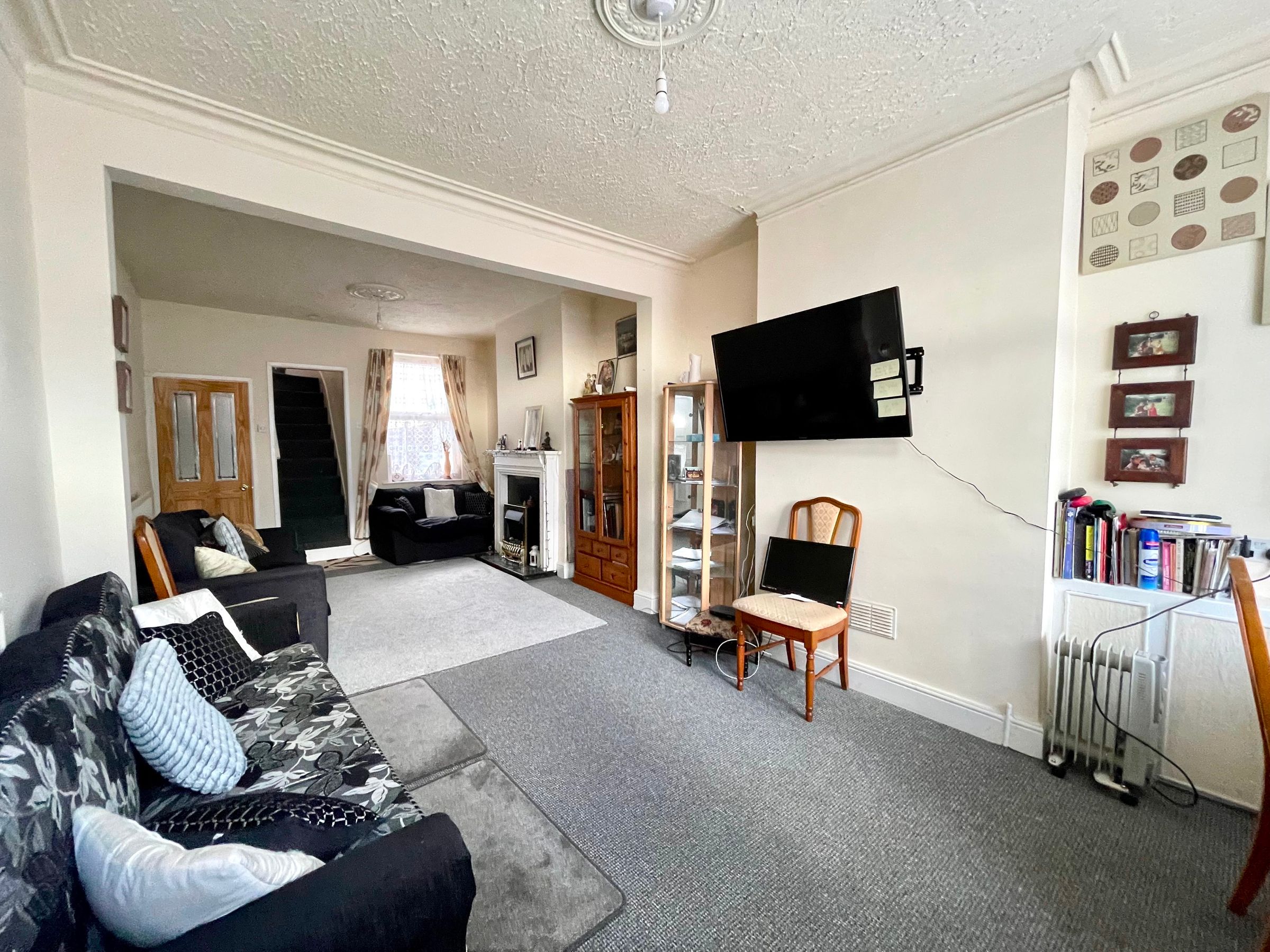 2 bed terraced house for sale in Rough Hay Road, Darlaston, Wednesbury