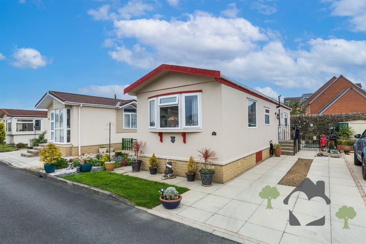 2 bed mobile/park home for sale in Lodge Park, Catterall Gates Lane