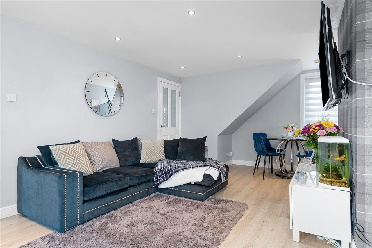 3 bed semidetached house for sale in Milton Gardens, Whins Of Milton