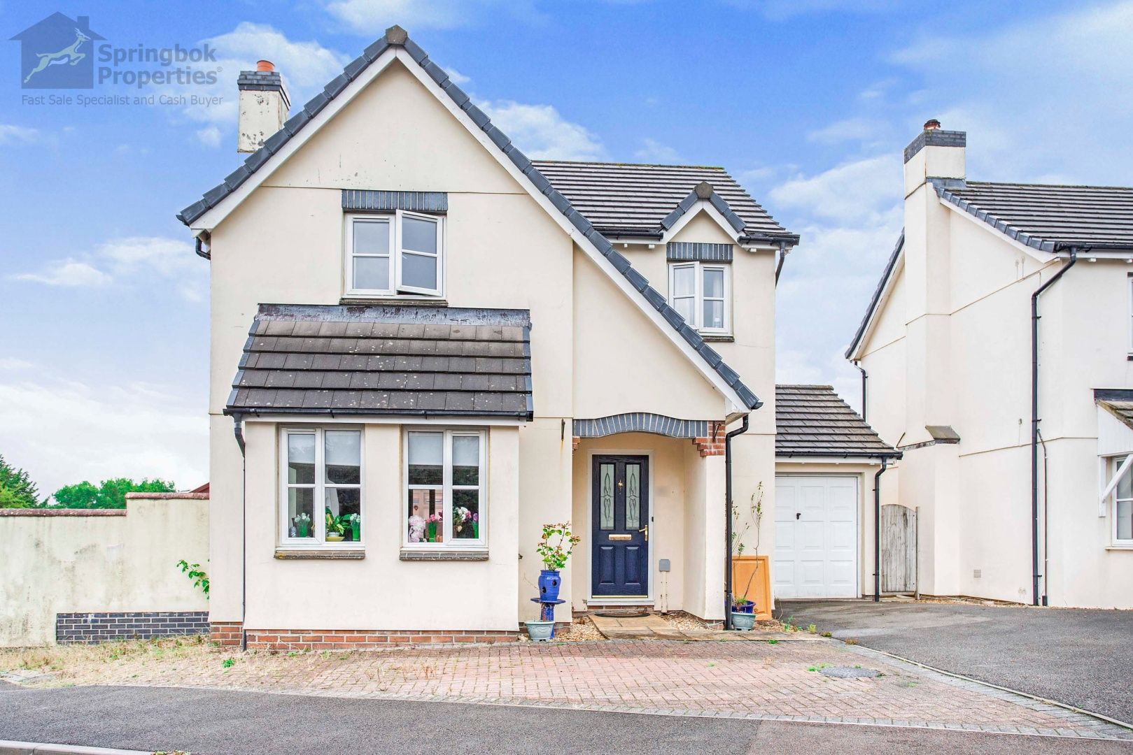 4 bed detached house for sale in Bluebell Way, Launceston, Cornwall