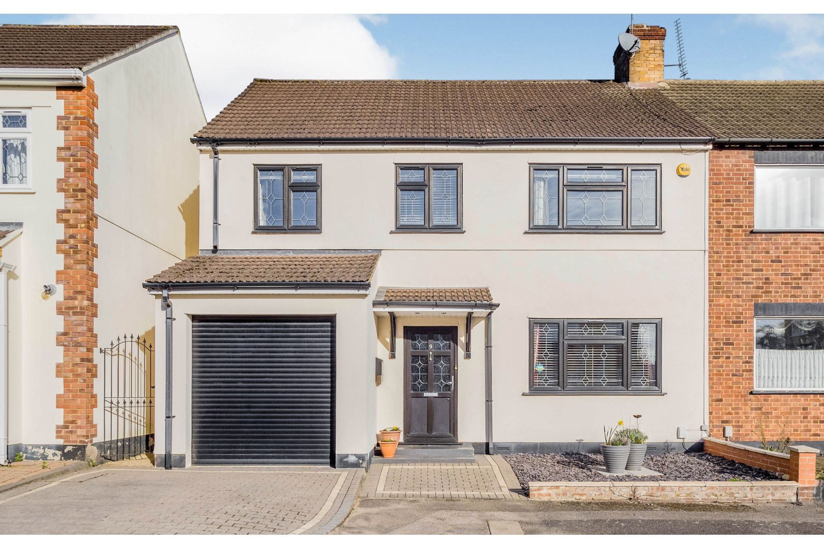 Longwood Close Upminster RM14  