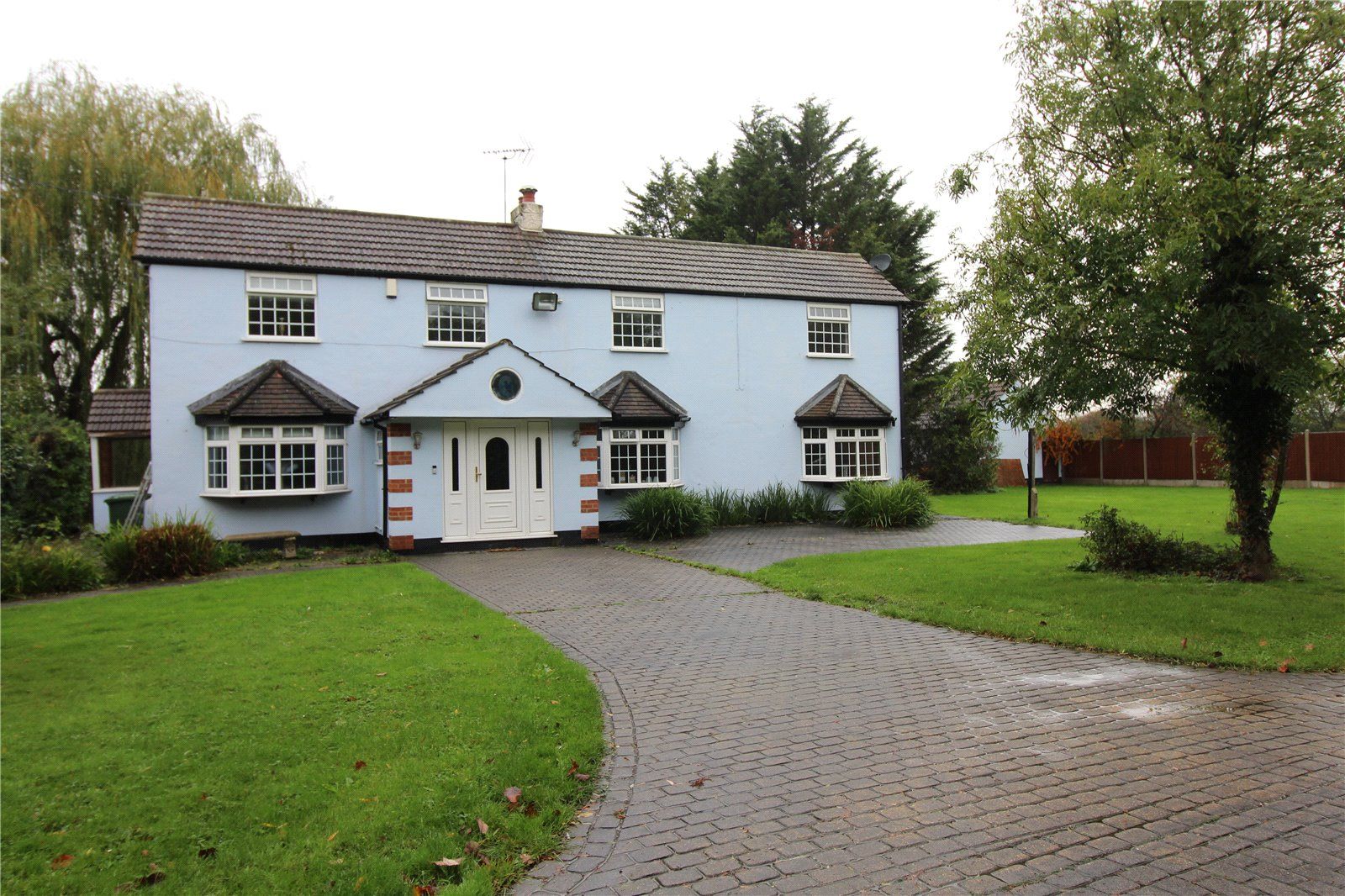 4 bed detached house to rent in Warley Hall Lane, Upminster RM14 Zoopla