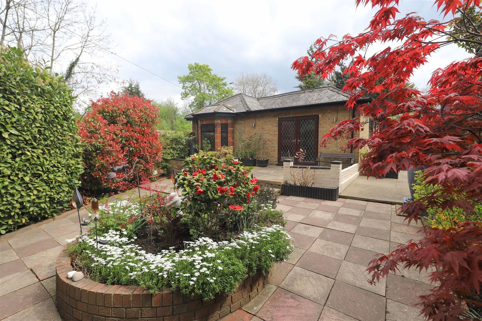 2 bed detached bungalow for sale in Slough Road, Iver Heath SL0 Zoopla