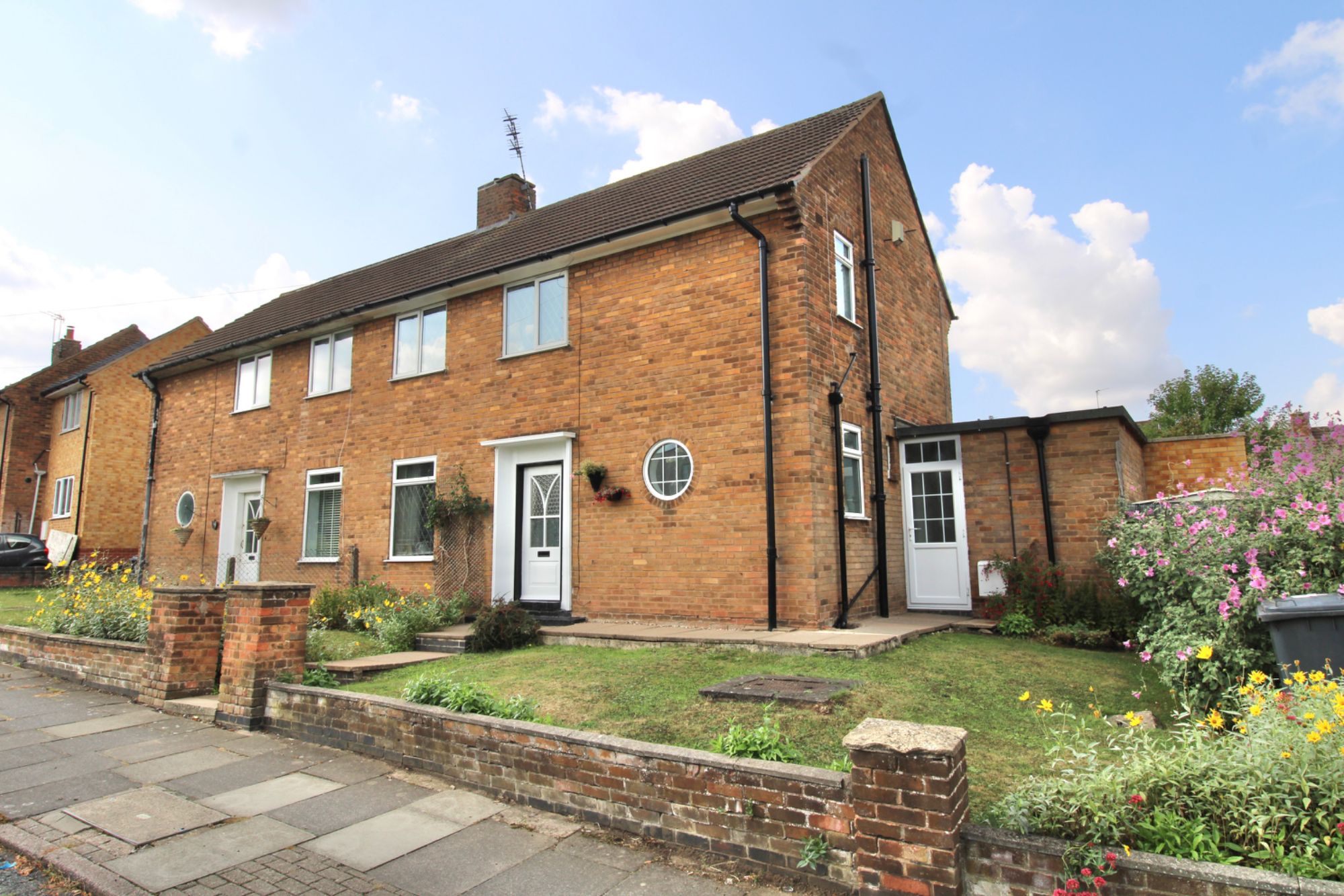 3 bed semidetached house for sale in Saffron Lane, Leicester LE2 Zoopla