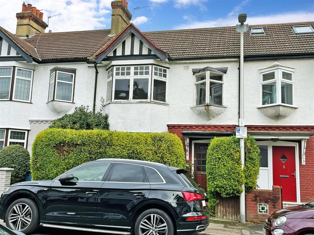 3 bed terraced house for sale in Alexandra Road, London E18 Zoopla