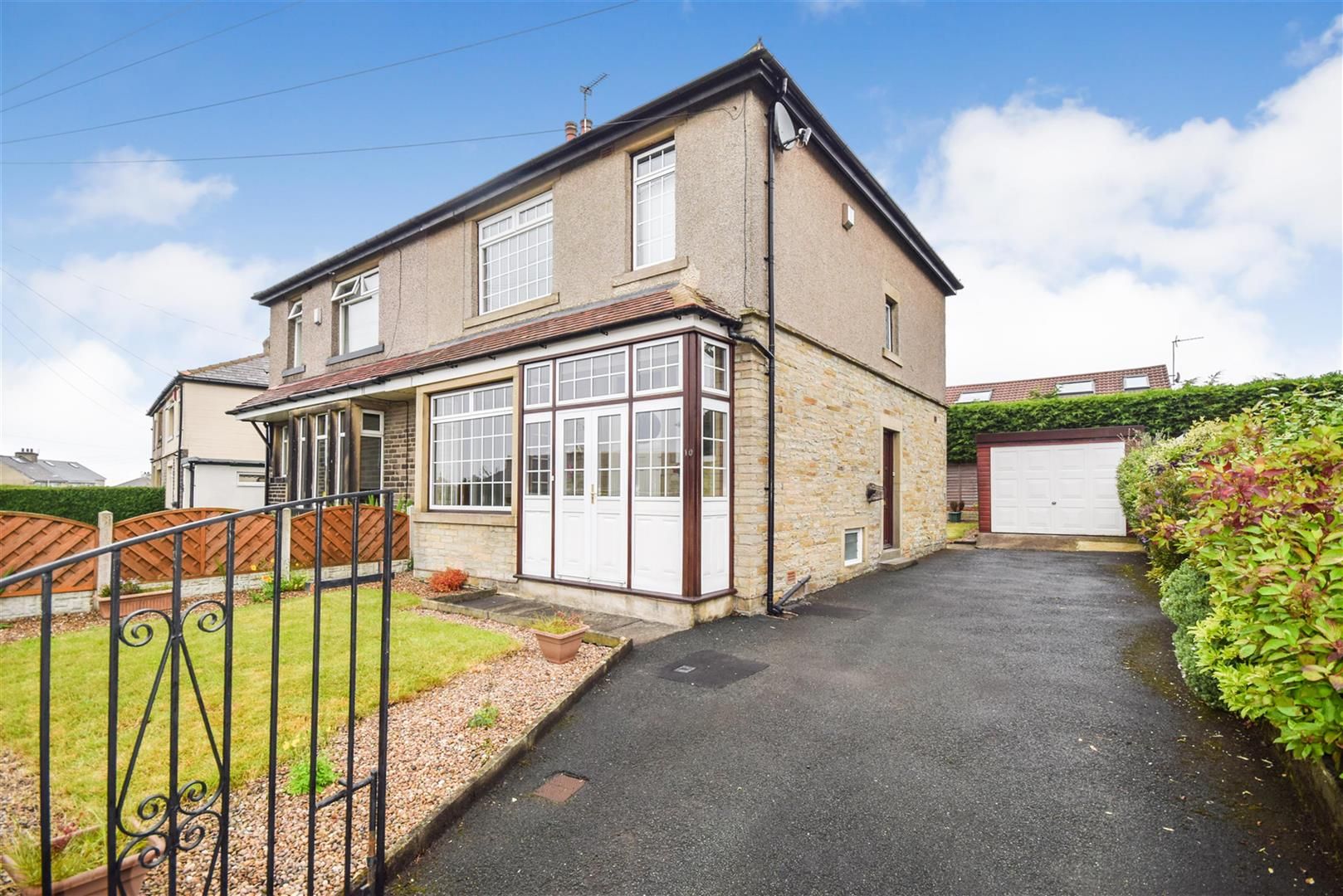 3 bed semidetached house to rent in Lodore Road, Bradford BD2 Zoopla