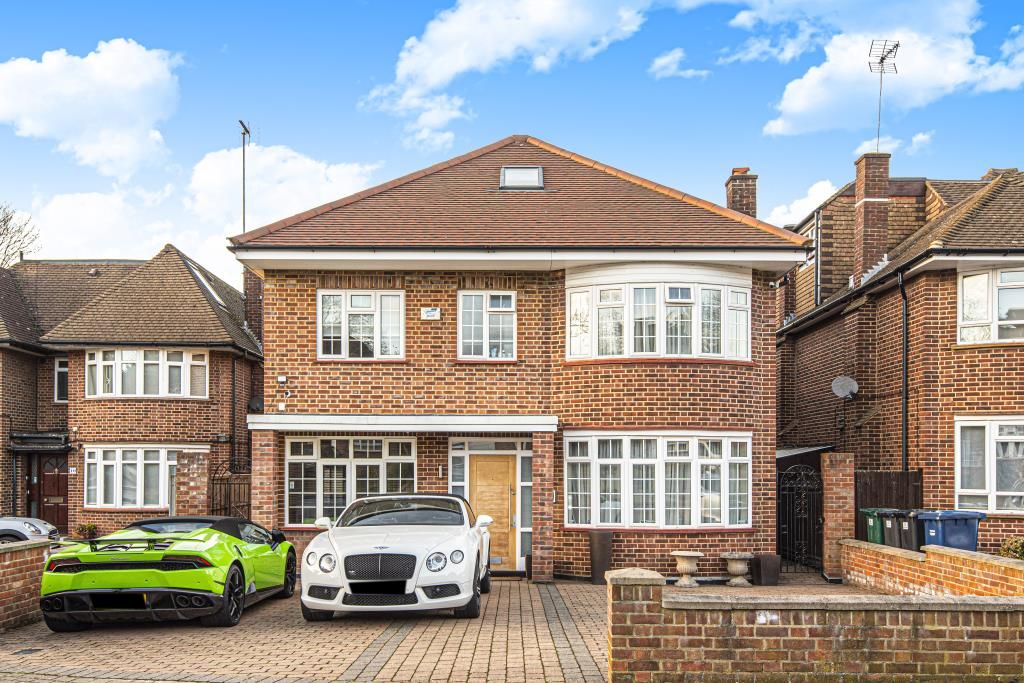 Grass Park, Finchley N3  