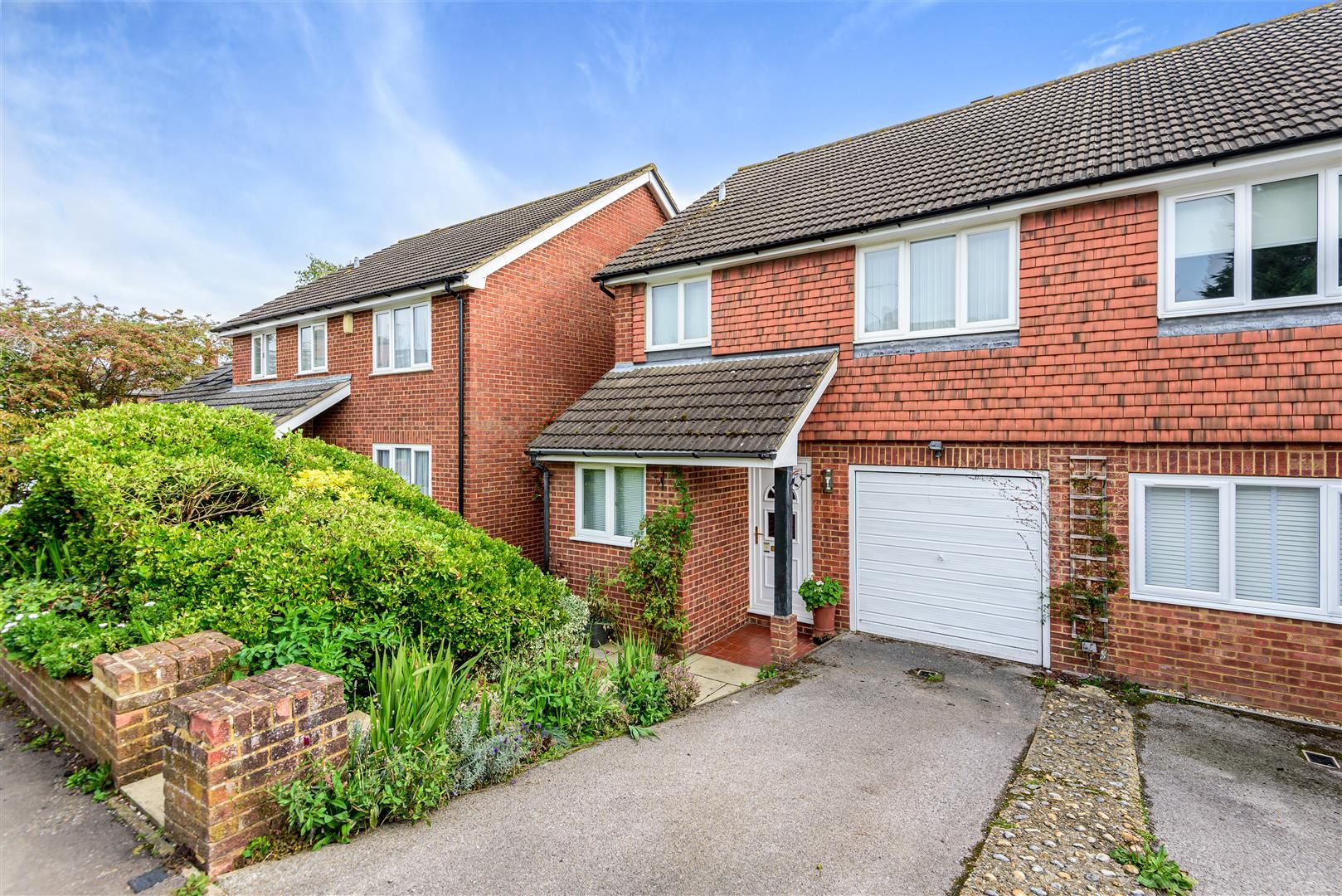 3 bed semidetached house for sale in Stamford Green Road, Epsom KT18