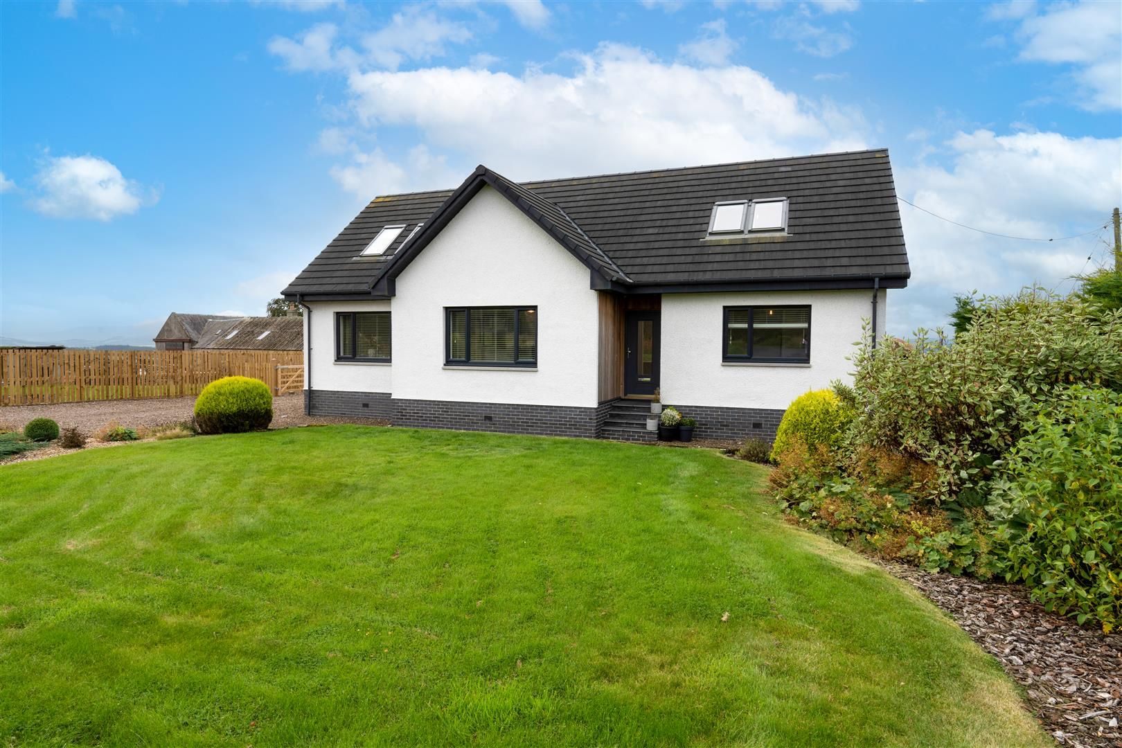 4 bed detached house for sale in Carnwath Road, Kilncadzow, Carluke ML8
