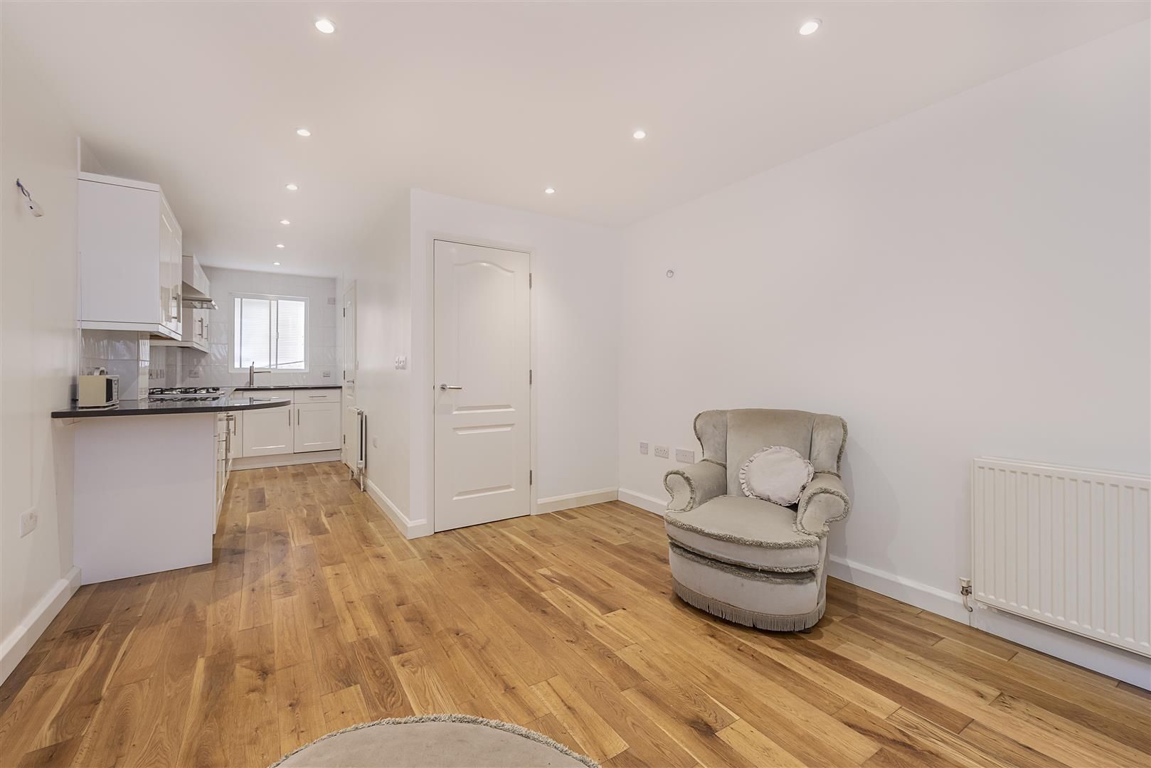 3 bed detached house for sale in The Chennies, Eastmoor Park, Harpenden