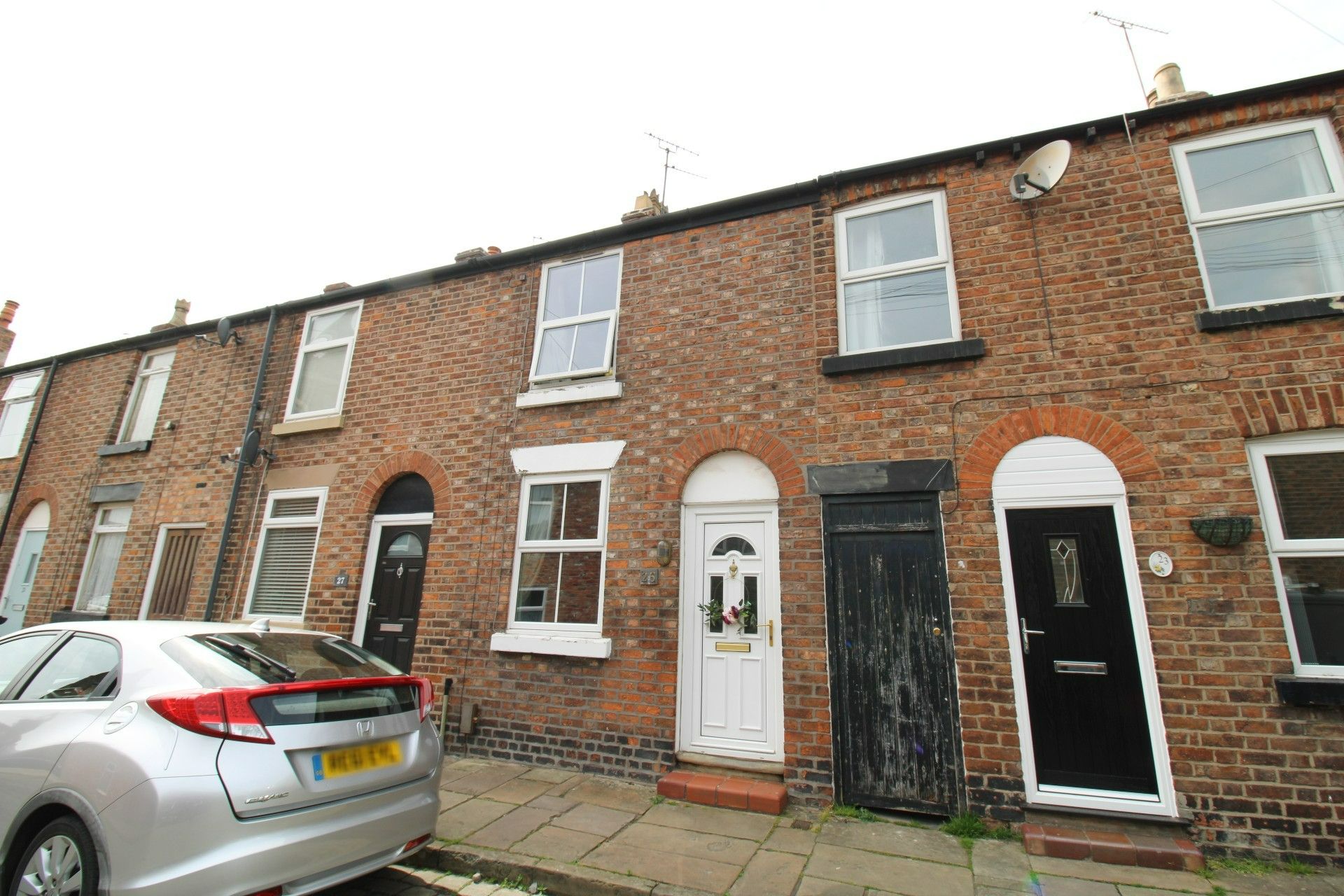 2 bed terraced house for sale in South Park Road, Macclesfield SK11