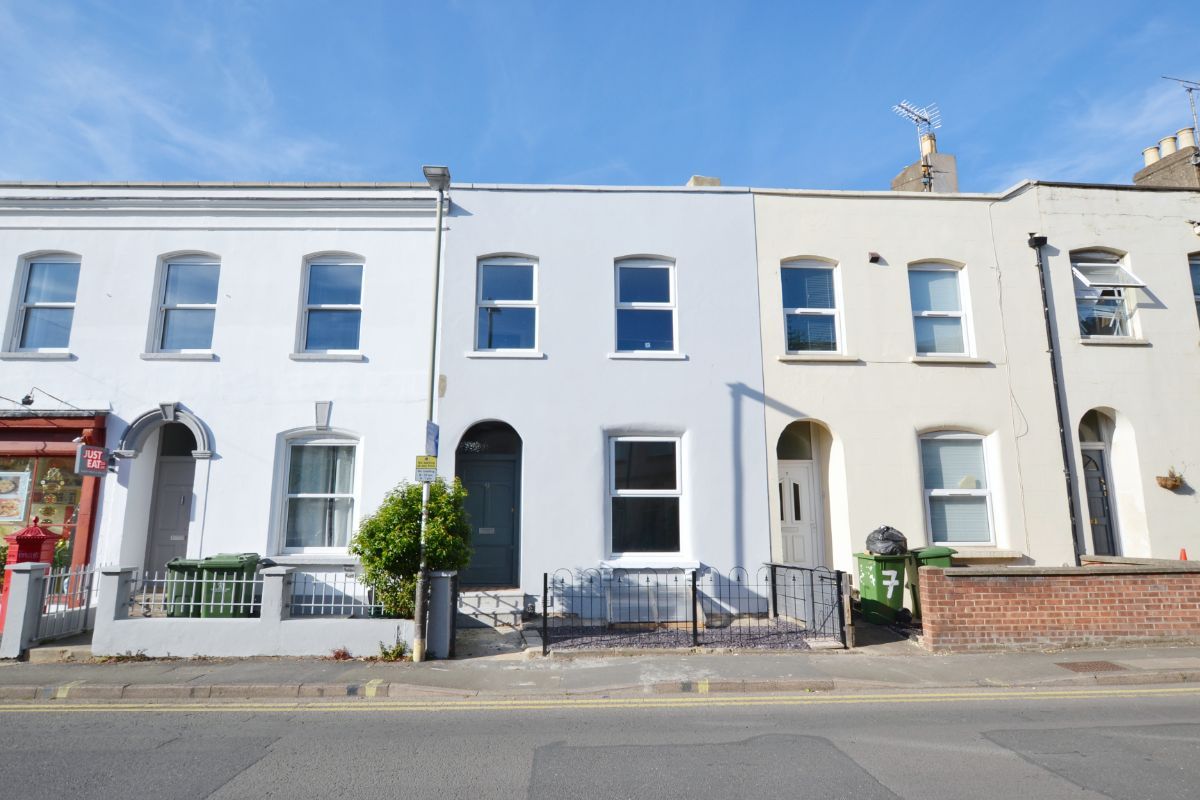 Room to rent in St. Pauls Road, Cheltenham GL50 Zoopla